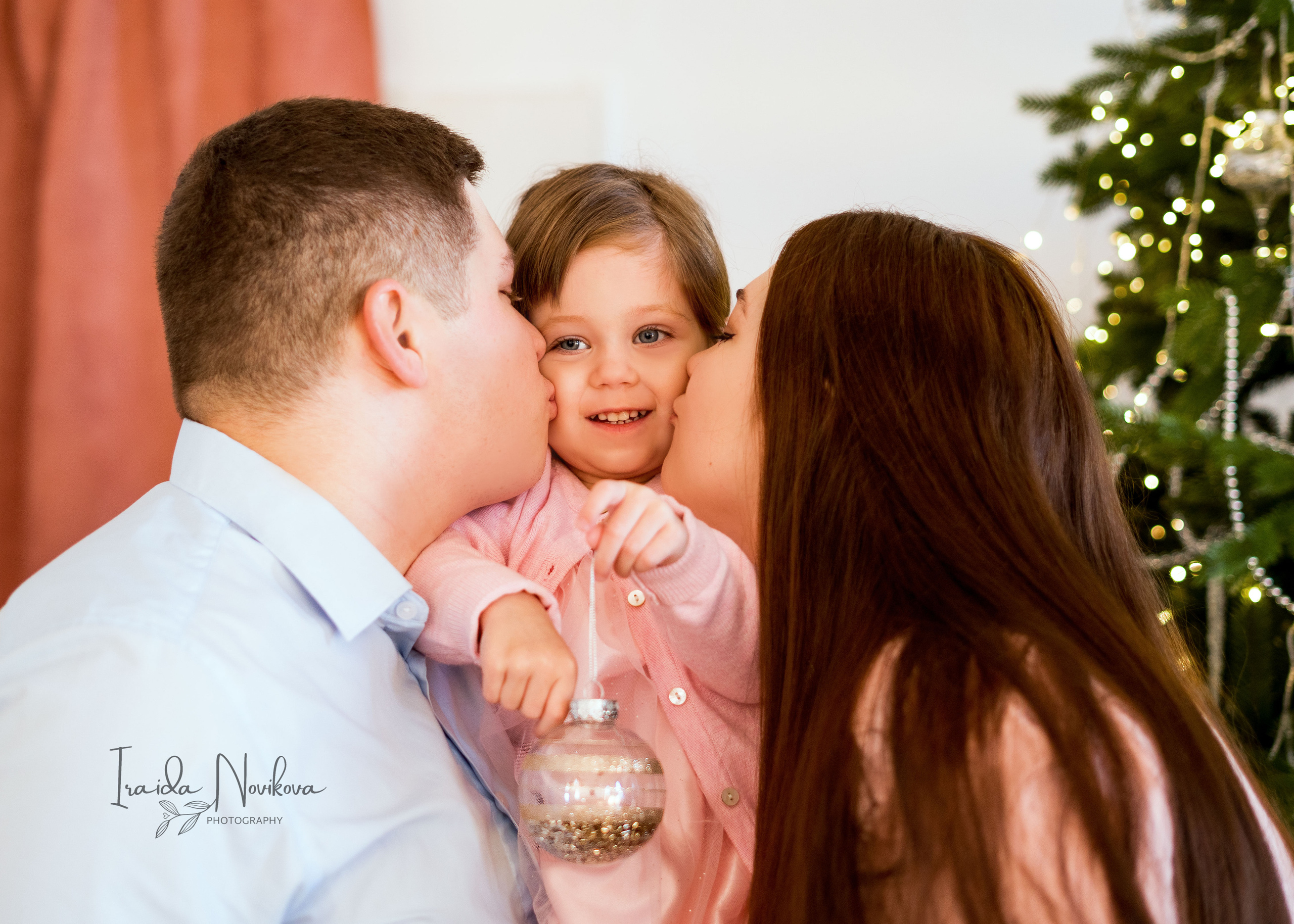 НОВОГОДНИЙ. Фотограф новорожденных в Воронеже Ираида Новикова