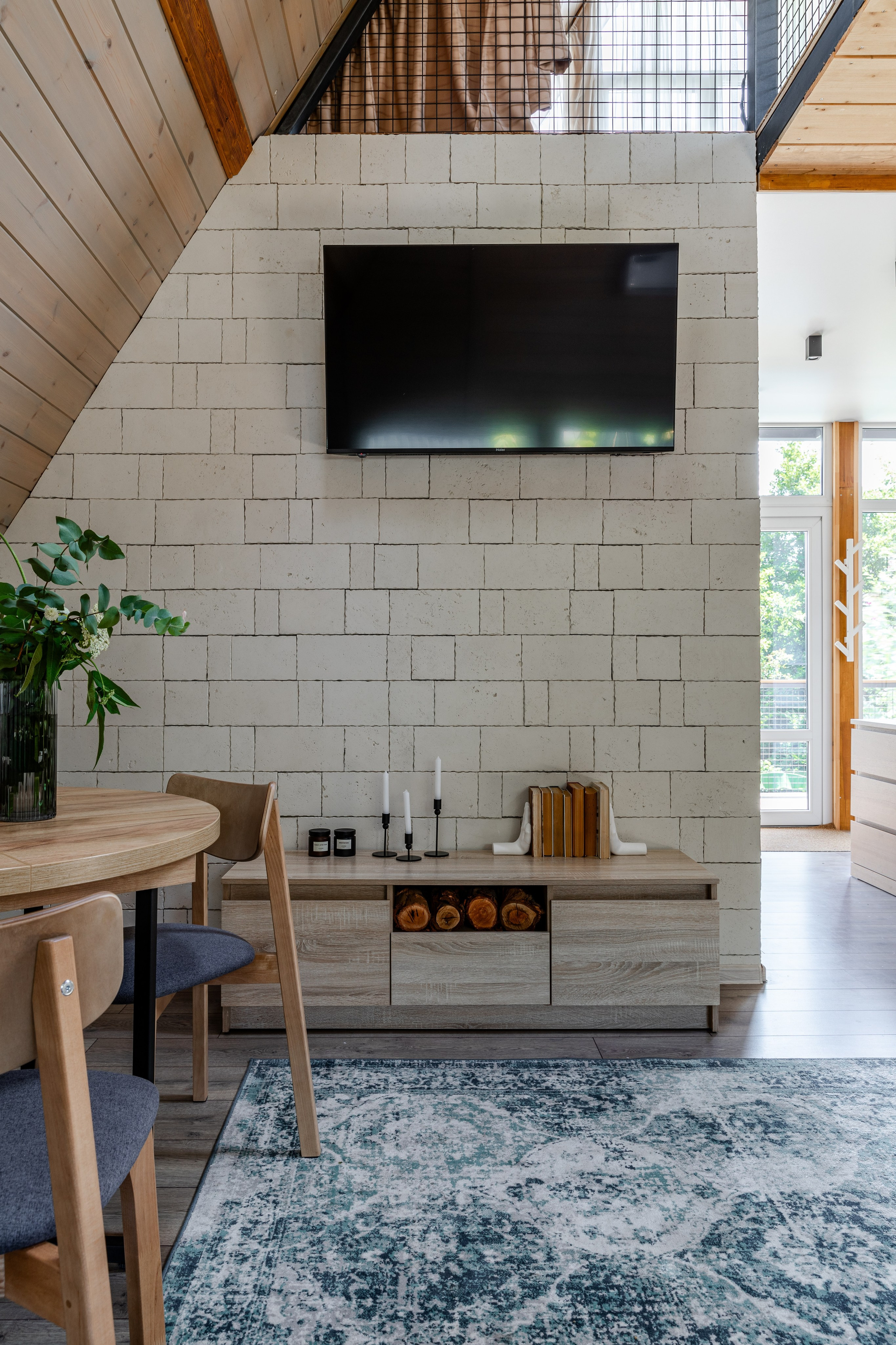 Интерьерная фотосъемка загородного дома в стиле "шалаш" в Сочи, Смурова 15. Интерьерный фотограф Москва