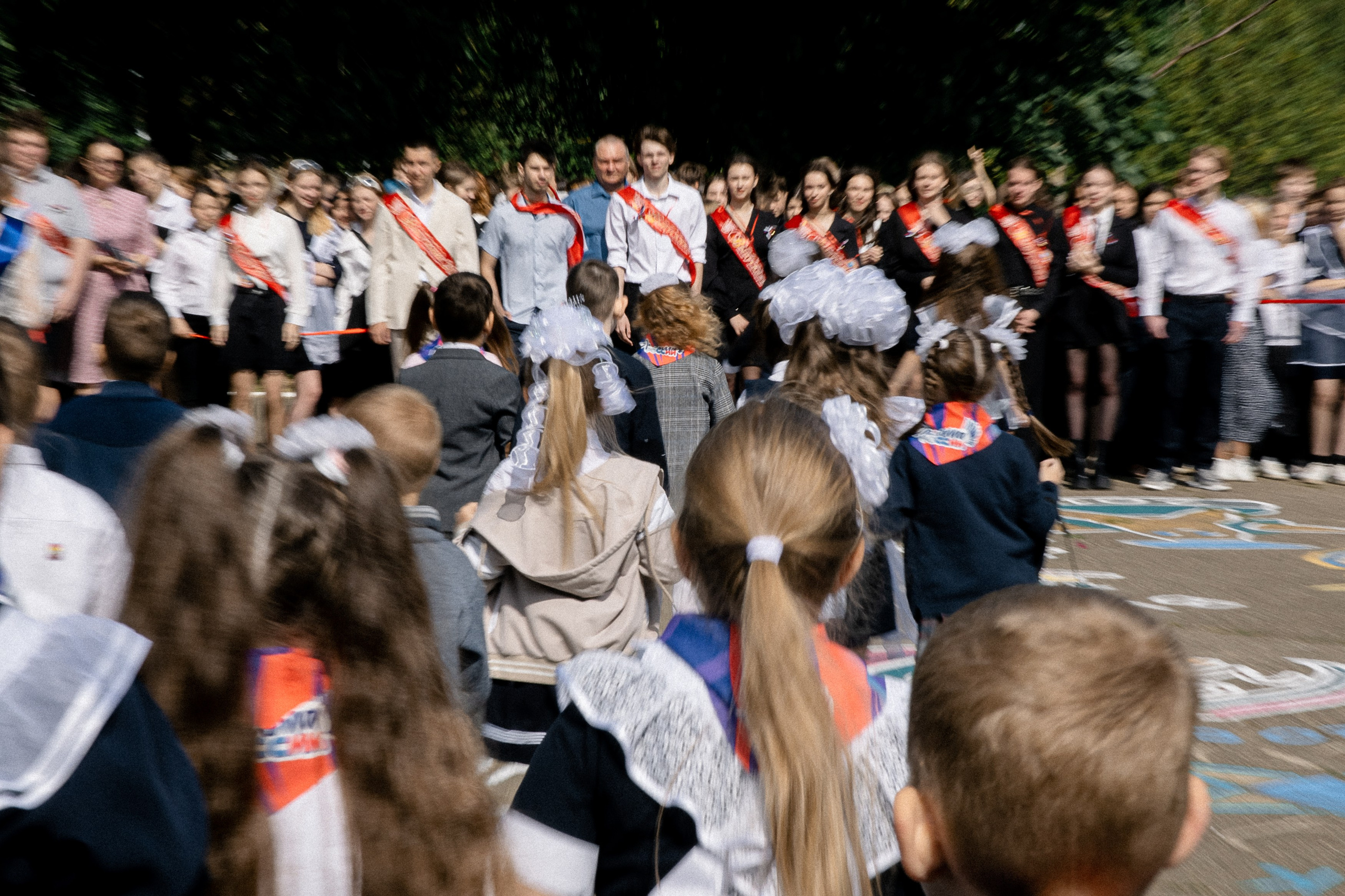 Последний звонок — линейка. Свадебный фотограф Роман Еремеев