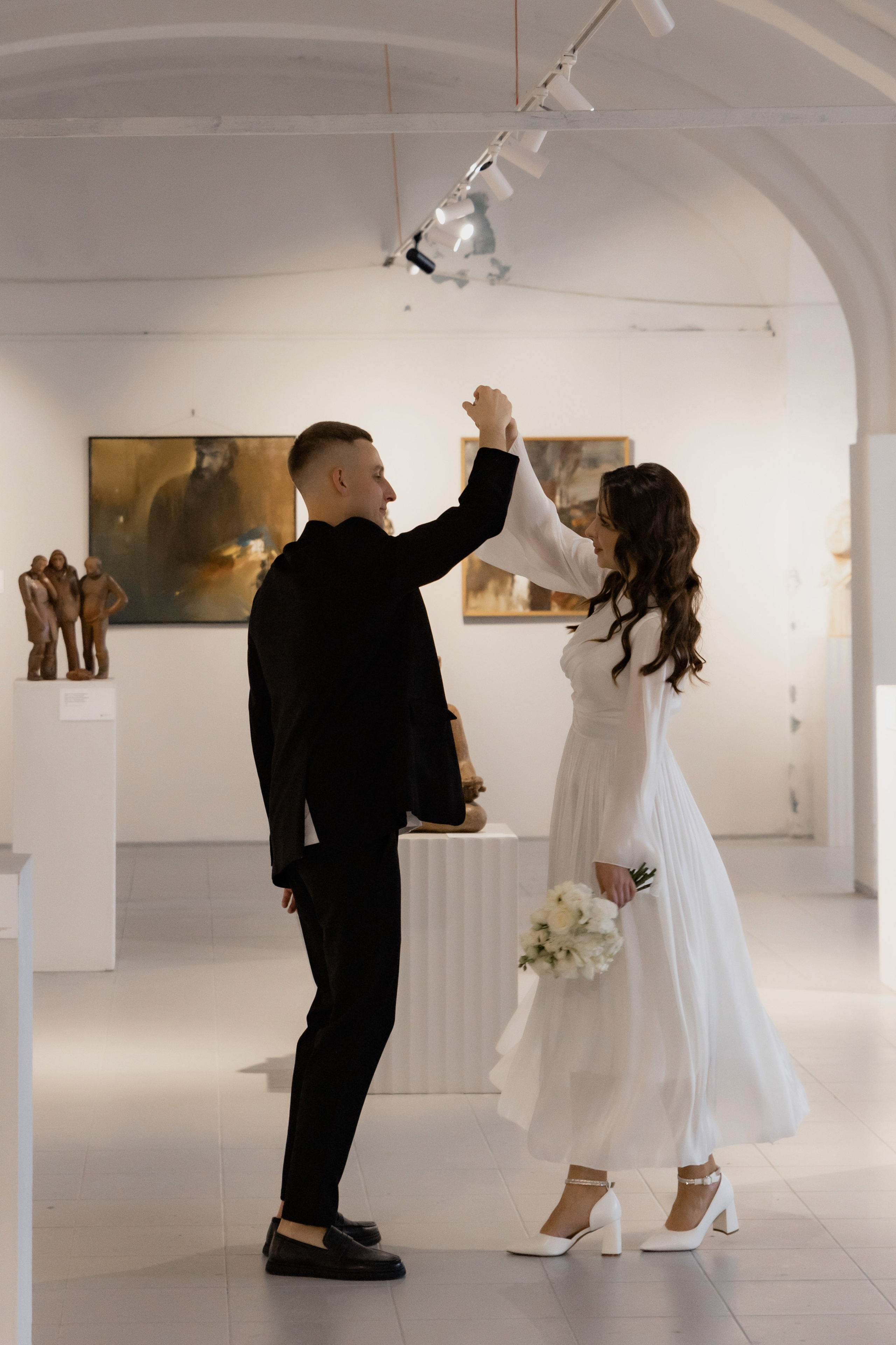 Музей изобразительных искусств и банкет в отеле Чайковский. Свадебный фотограф Калининград