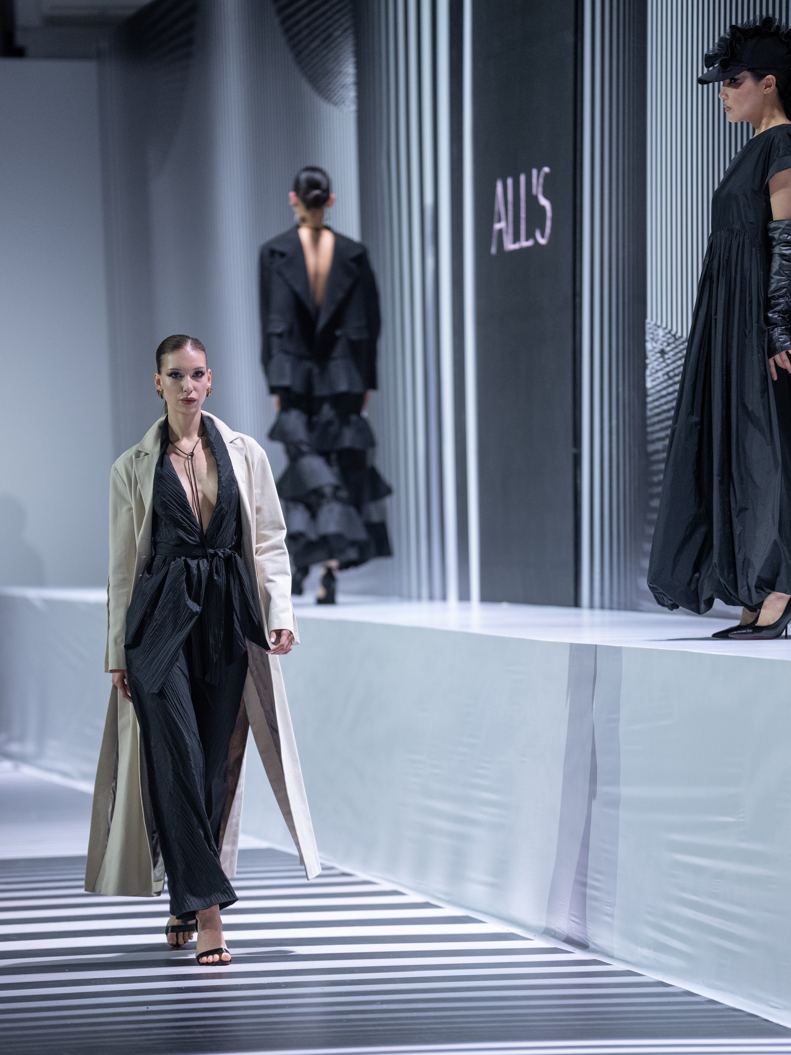 ALL’S (Tanya Levitskaya, Германия). Сайт Алматинского НЮ АРТ, будуар и фэшн фотографа Дениса Карпенко