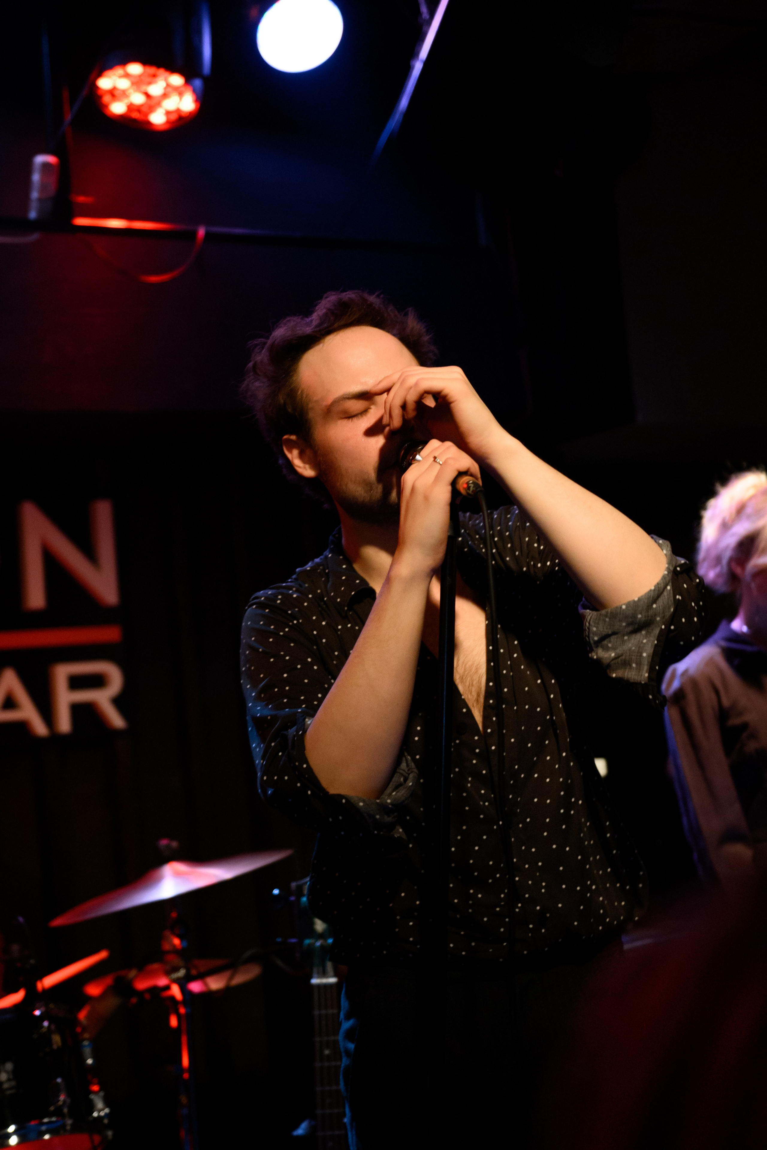 CRAFT BAR EDISON — Диктофон. Свадебный фотограф Иркутск Алексей Шульгин