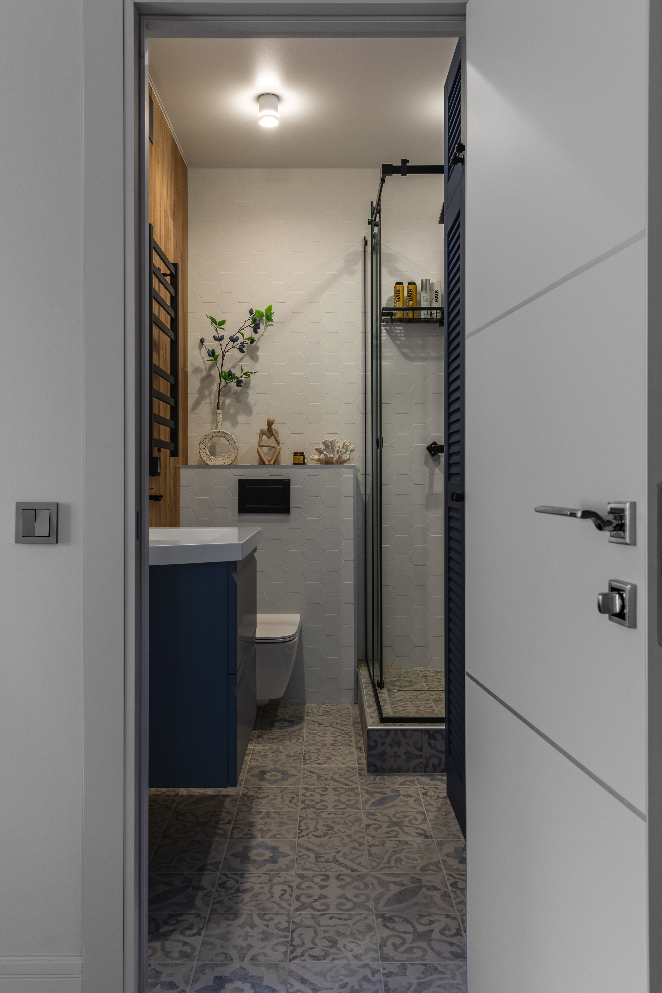 Дизайн проект Екатерины Бондаревой @atmosfera_sochi_studio_ Публикация в журнале «HIHOME». Интерьерный фотограф в Сочи Владислав Нагин