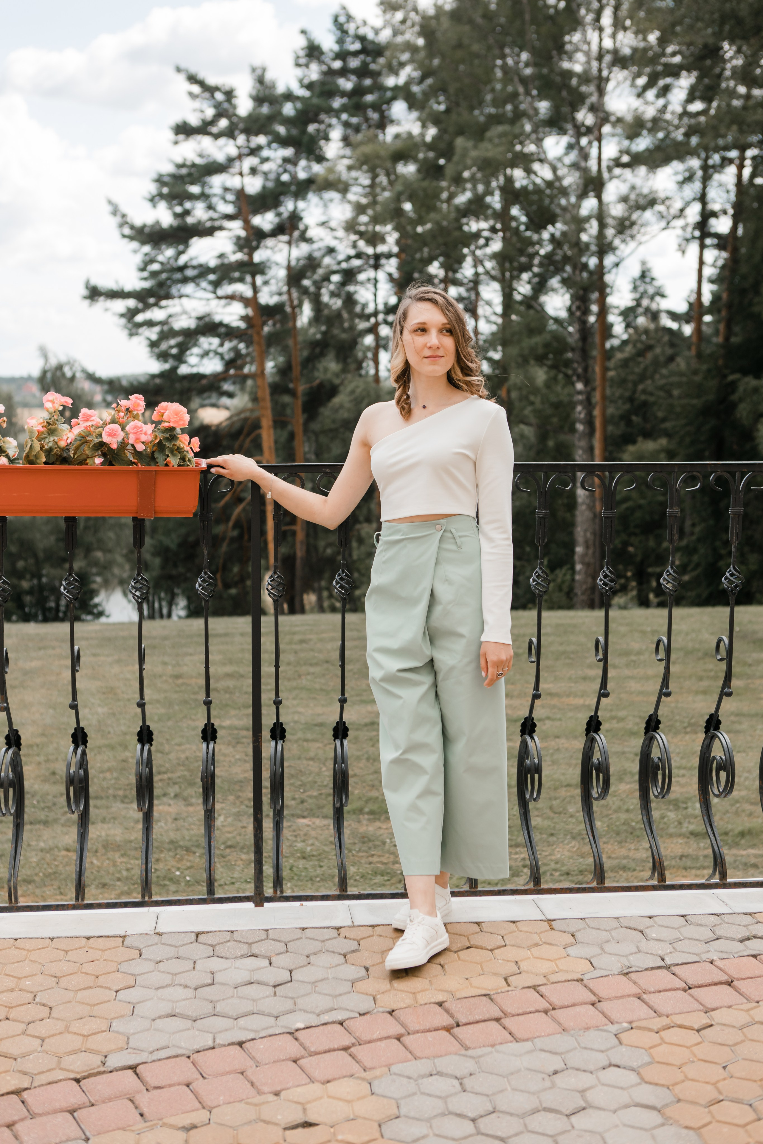 Свадебная фотосъемка Михаила и Ольги. День нашей свадьбы. Видеосъемка и фотосъемка свадеб. Фотограф и оператор на свадьбу. Видеосъемка подкастов, собственная видео-фотостудии. Предметная фотосъемка