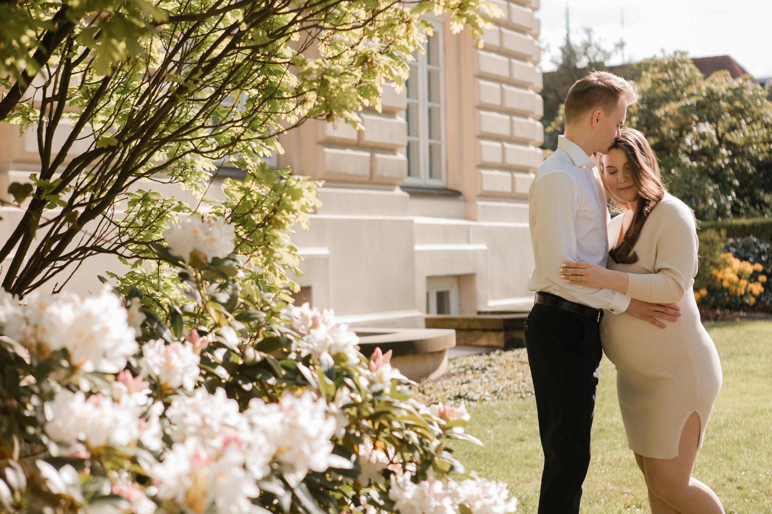 Семейная фотосессия Андрея и Марии. Видеосъемка и фотосъемка свадеб. Фотограф и оператор на свадьбу. Видеосъемка подкастов, собственная видео-фотостудии. Предметная фотосъемка