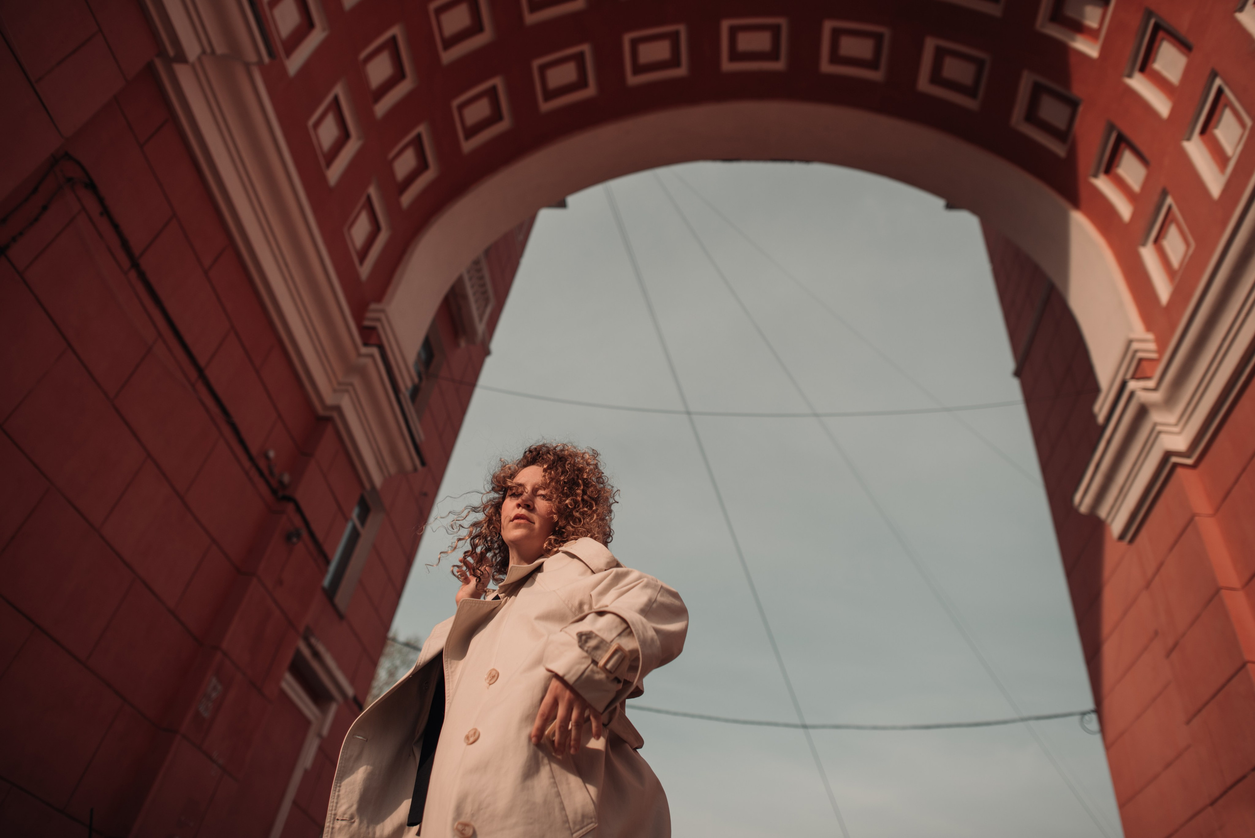 Рассвет в городе: Ира и парсон Гром. Портфолио