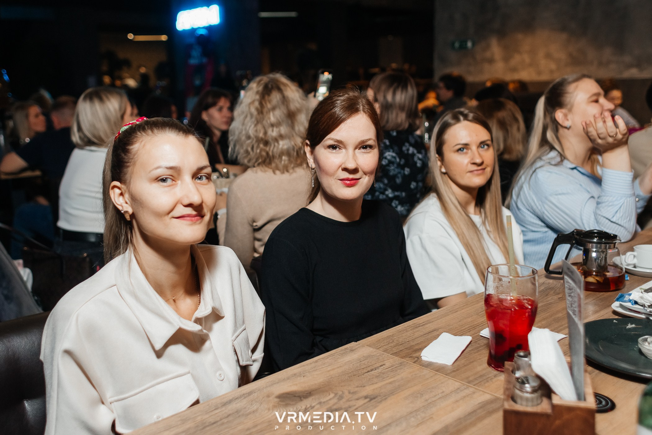 WoW QuiZ в баре «Друзья»