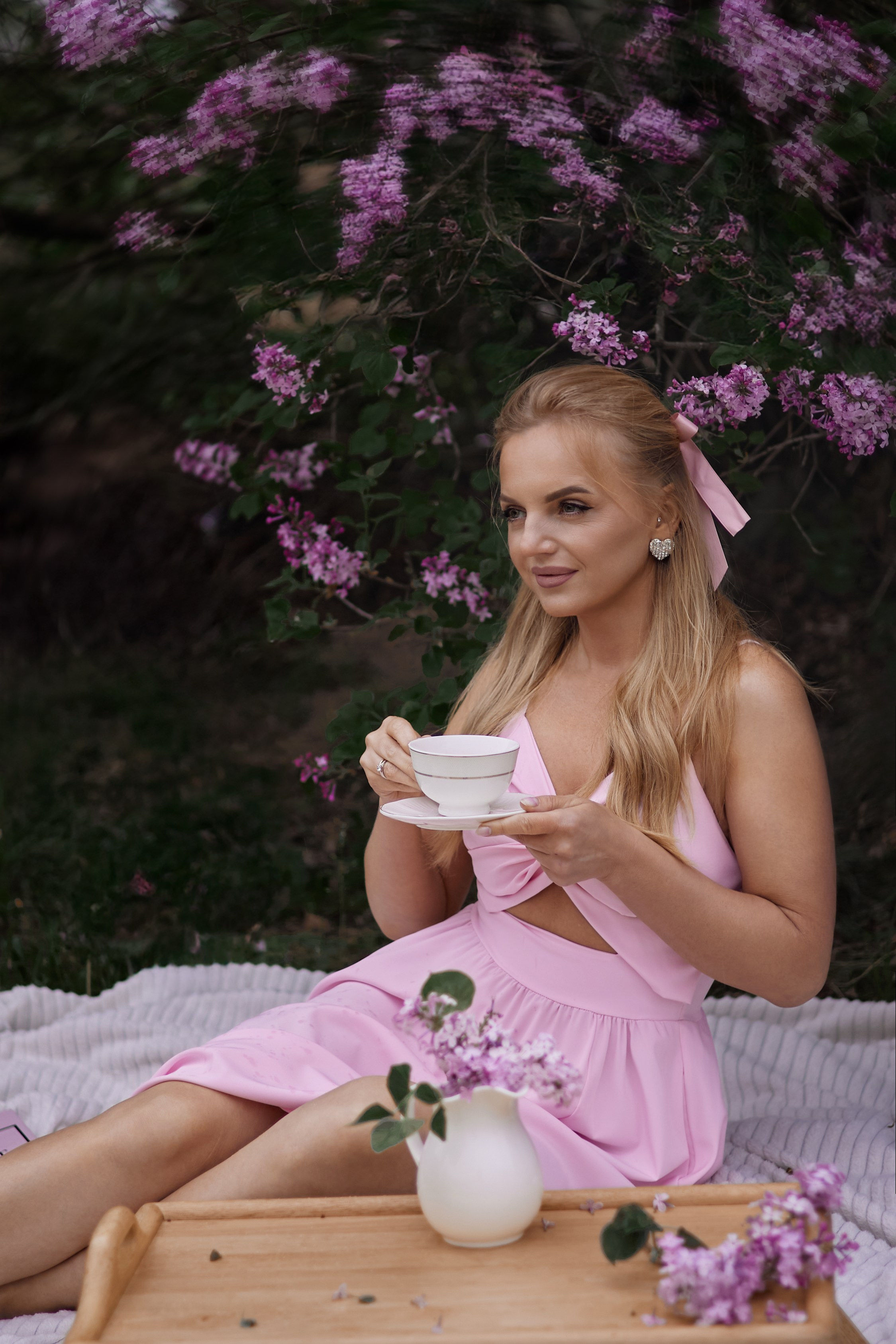 Ольга и сирень. Фотограф женского портрета, беременности и материнства Харькова Елена