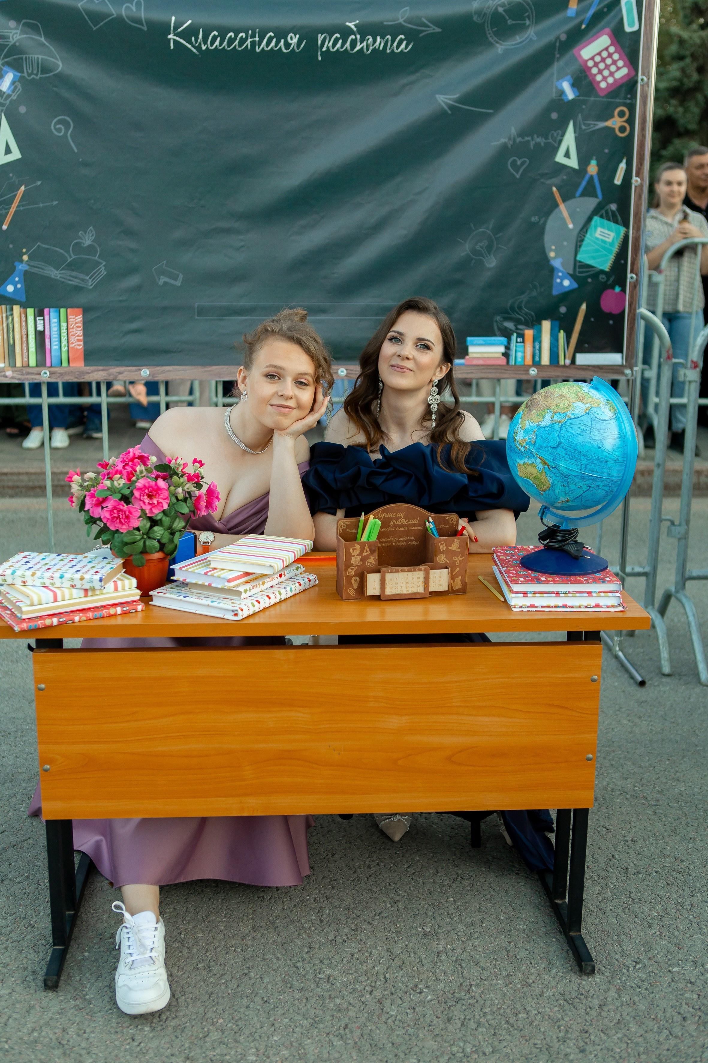 Выпускной Гимназия 12 2024 г. Свадебный и портретный Фотограф в Липецке Дмитрий Котюков