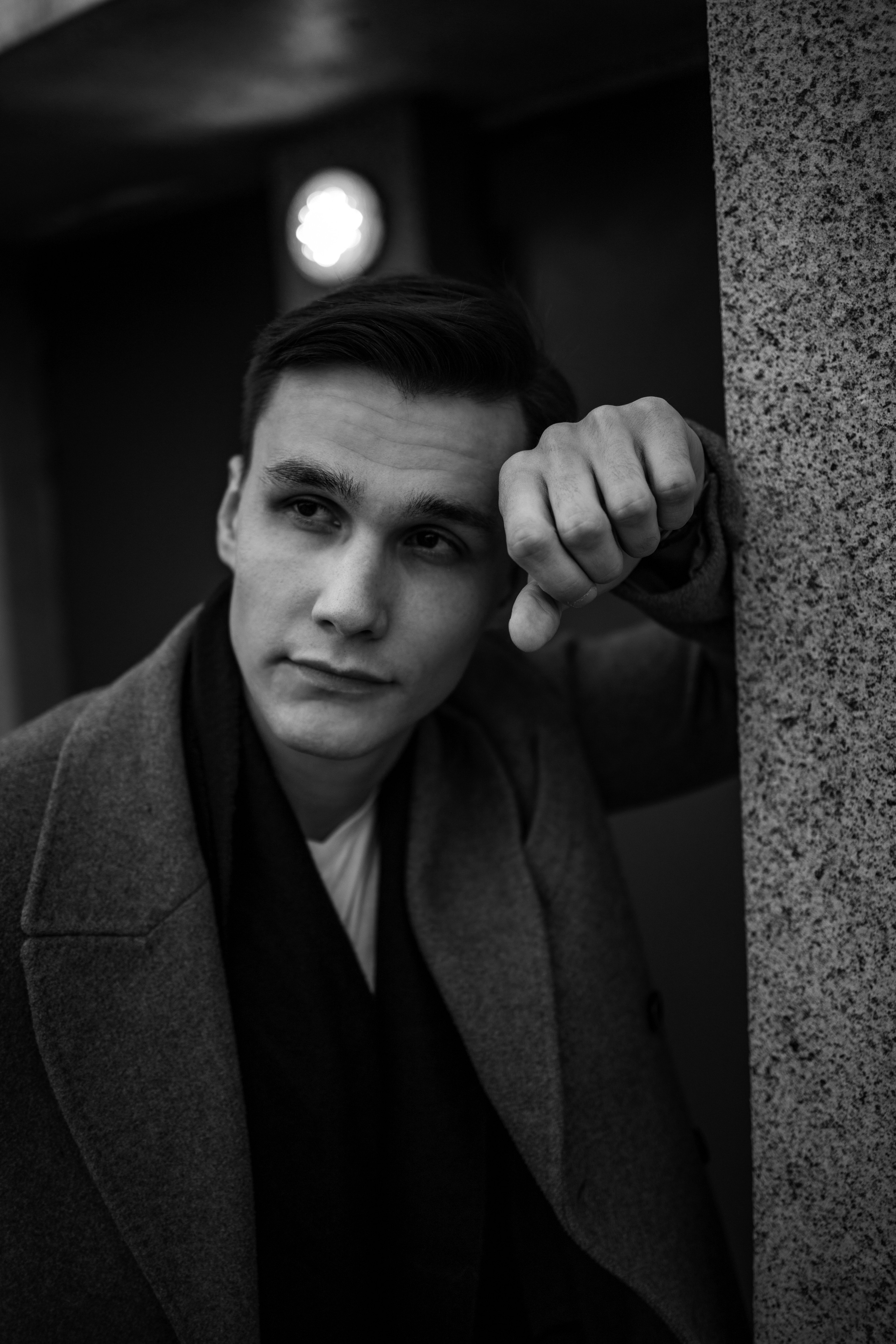 Мужская съемка в пальто в Ижевске. Бизнес фотограф Ижевск — Назаров Роман