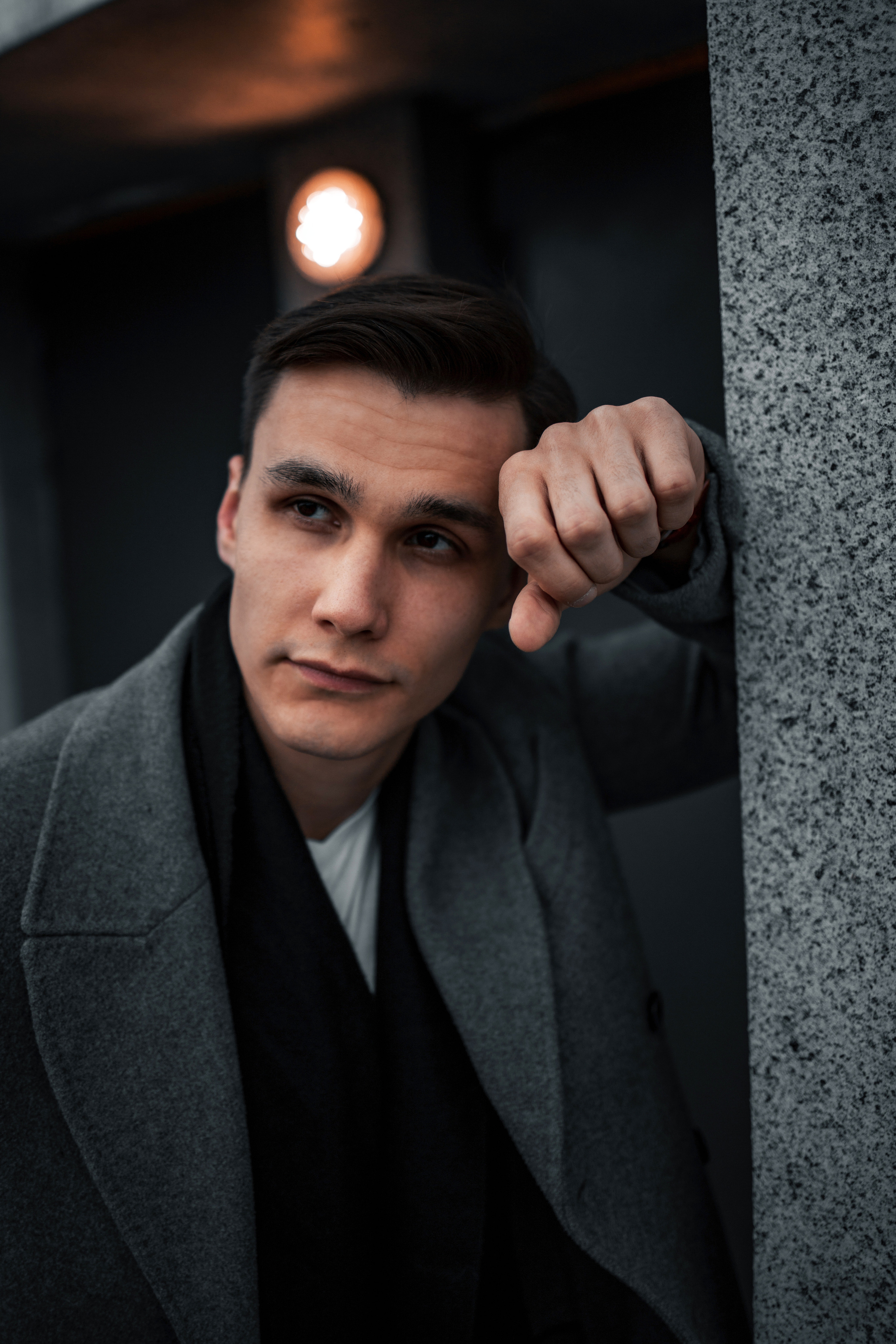 Мужская съемка в пальто в Ижевске. Бизнес фотограф Ижевск — Назаров Роман