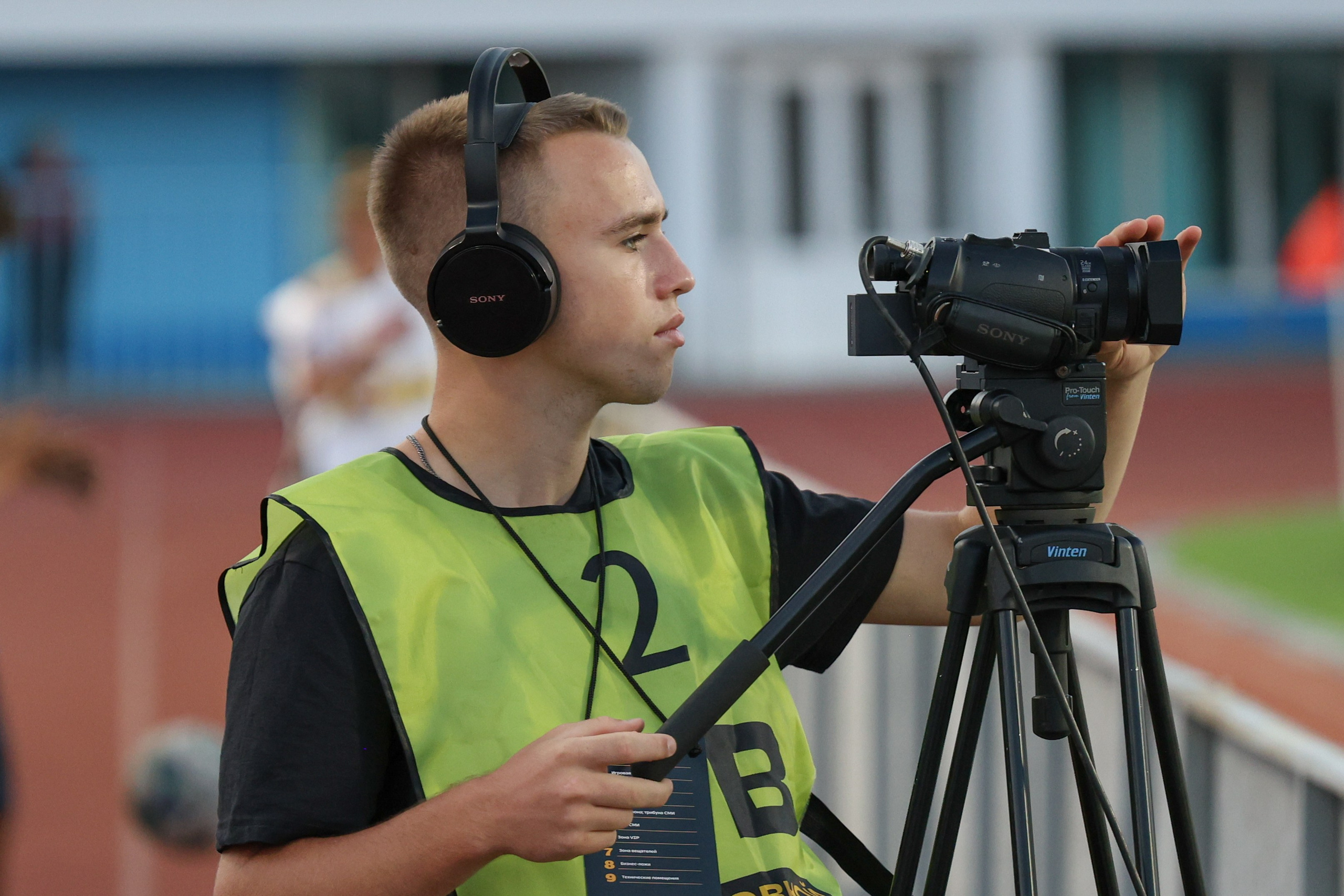 Фото футбольных матчей Первая лига ФНЛ. Фотограф Дмитрий Алексеев