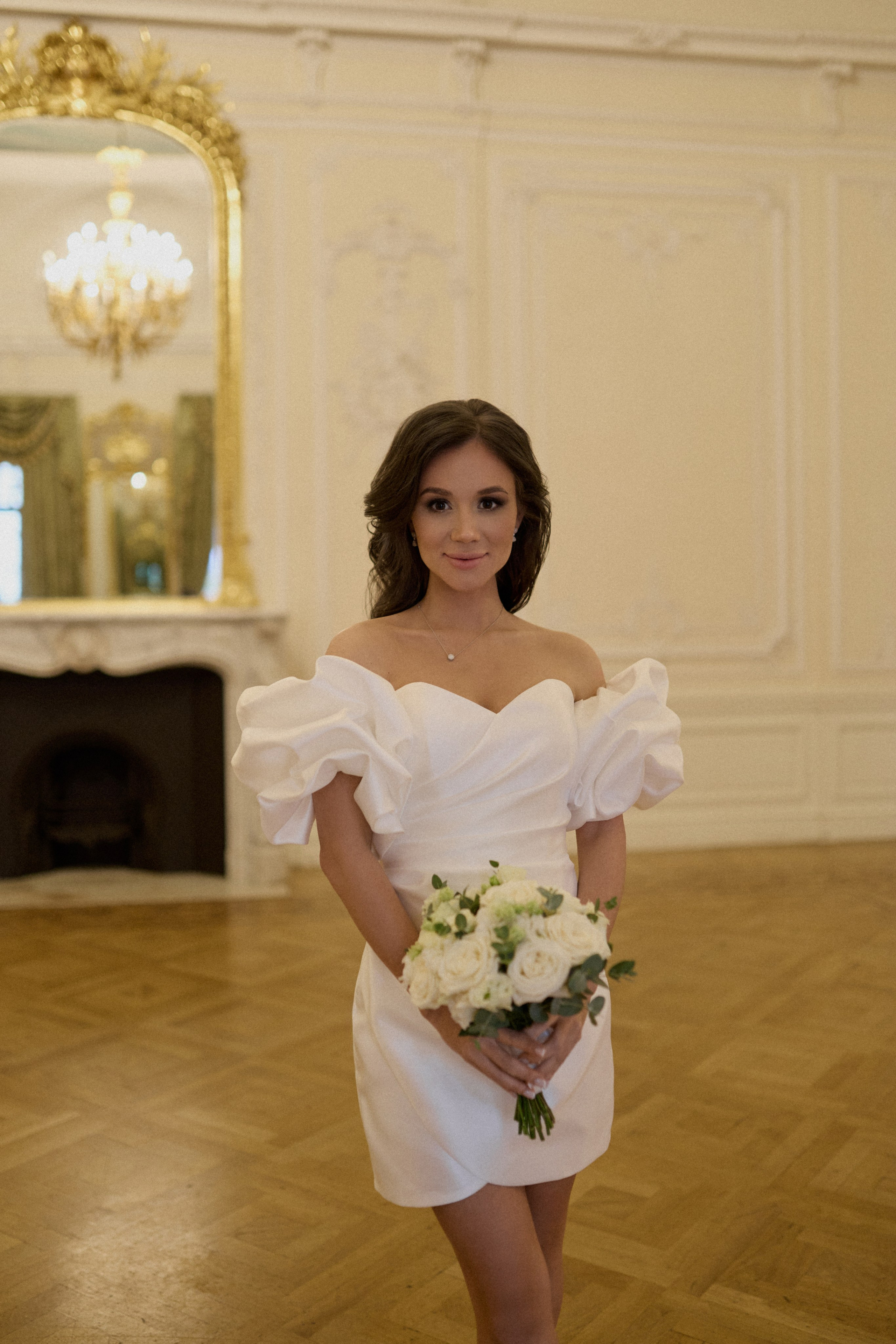 Свадебная фотосессия в особняке. Сестры Карабаза. Фотографы и ретушеры в Москве и Санкт-Петербурге