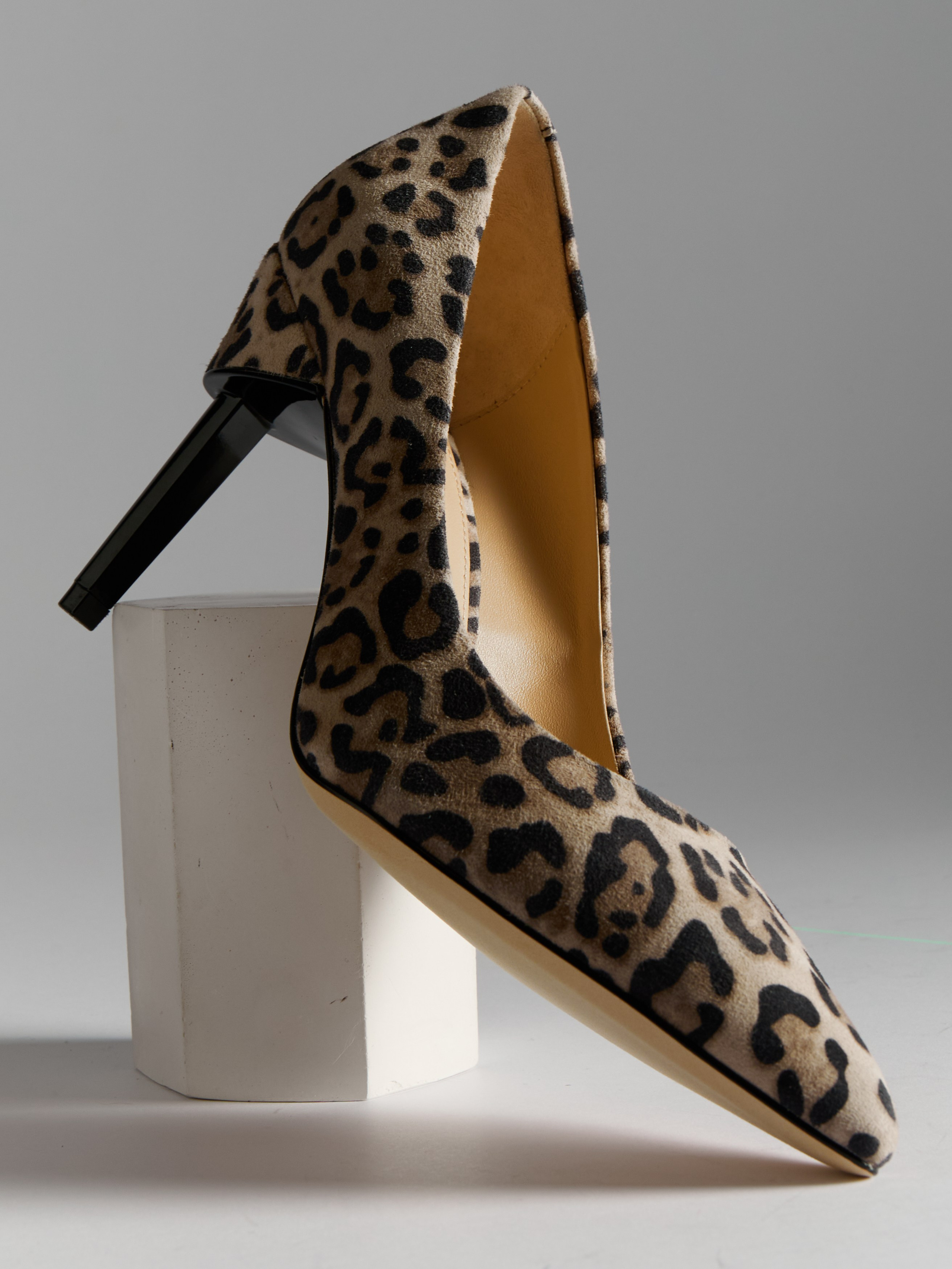 Предметный фотограф в Москве Евгений Шубин