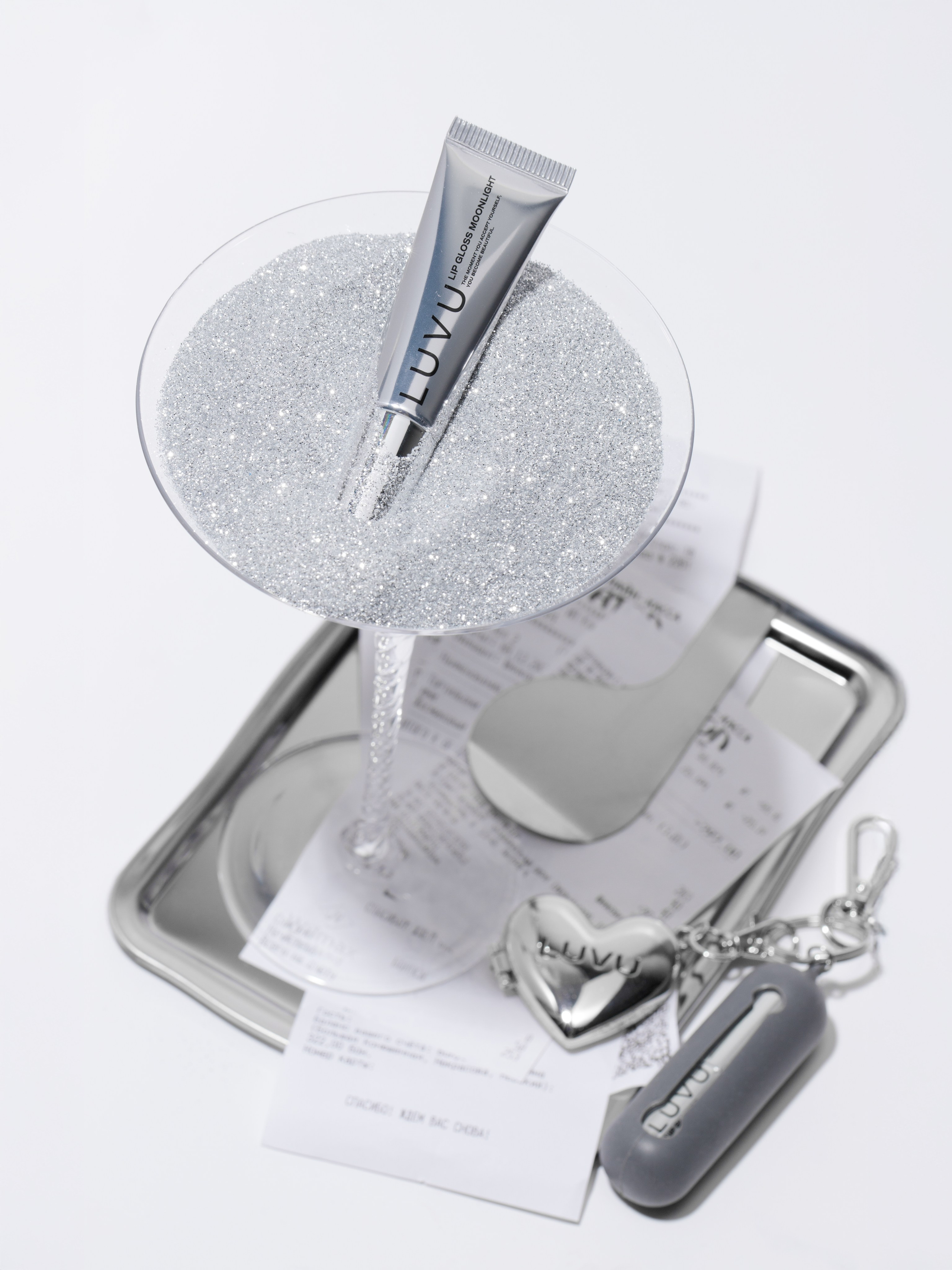 Съёмка в стиле эдиториал. Предметный и ювелирный фотограф в Санкт-Петербурге