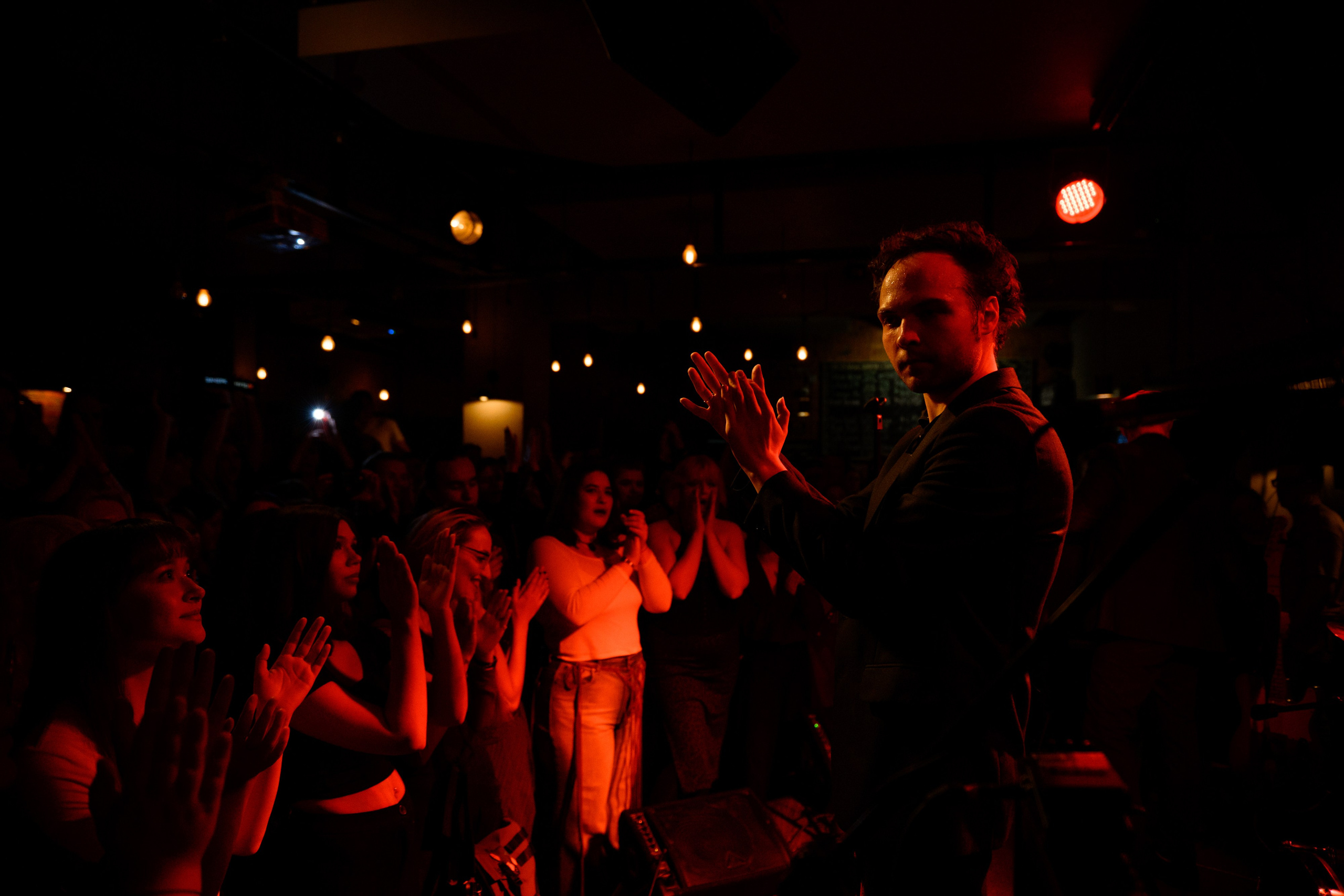 CRAFT BAR EDISON — Диктофон. Свадебный фотограф Иркутск Алексей Шульгин