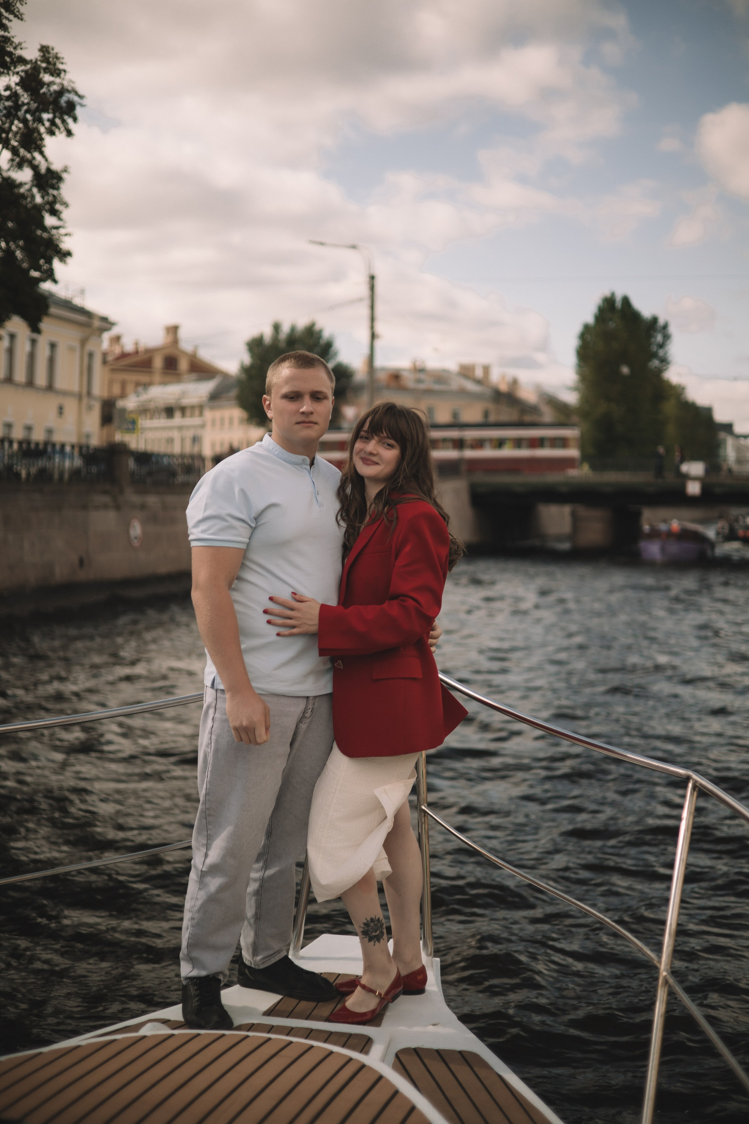 День Рождения на катере. Семейный фотограф в Санкт-Петербурге. Запечатление мгновений и ярких воспоминаний в Вашей жизни