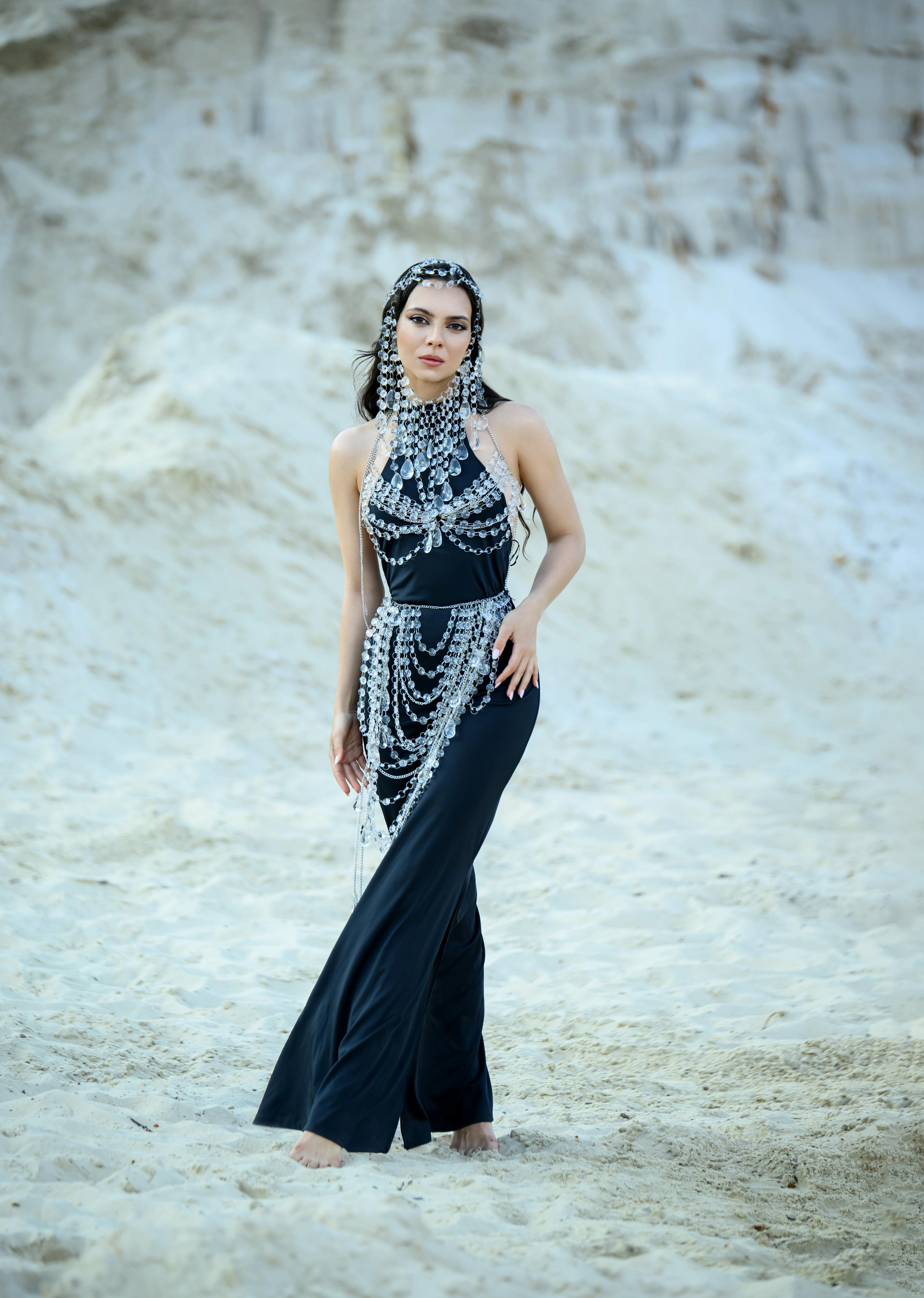 Фотосессия на белом песке в Москве