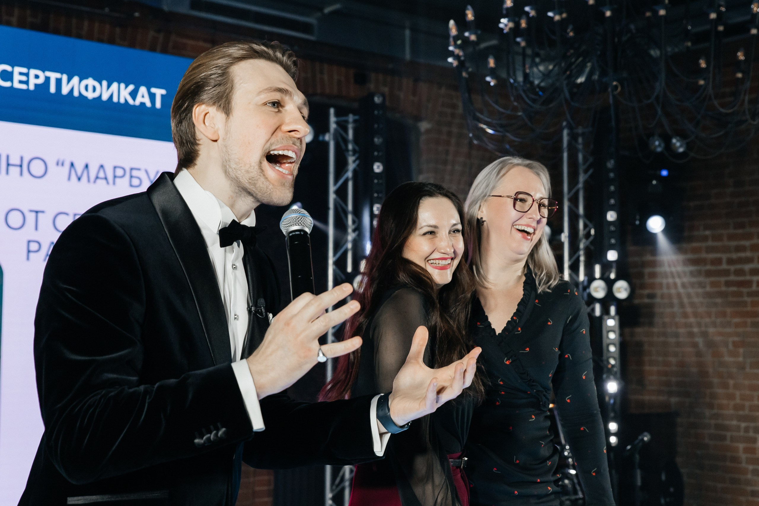 Корпоратив компании Декорация. Свадебный и репортажный фотограф в Новосибирске Федор Гладков