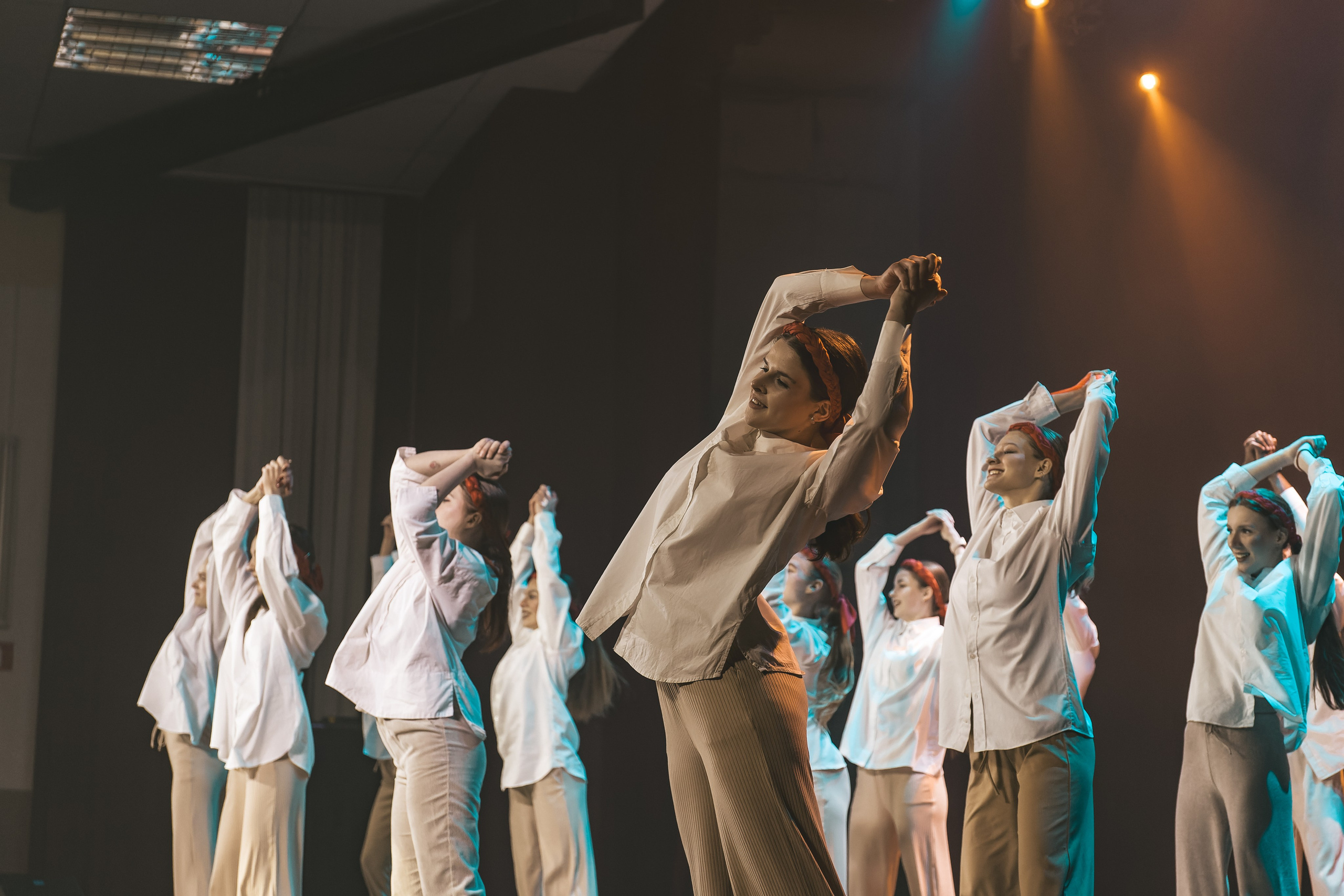 СмолГУ — Зеленое Яблоко — 2023. Танец. KiPPER Gallery — Фотограф