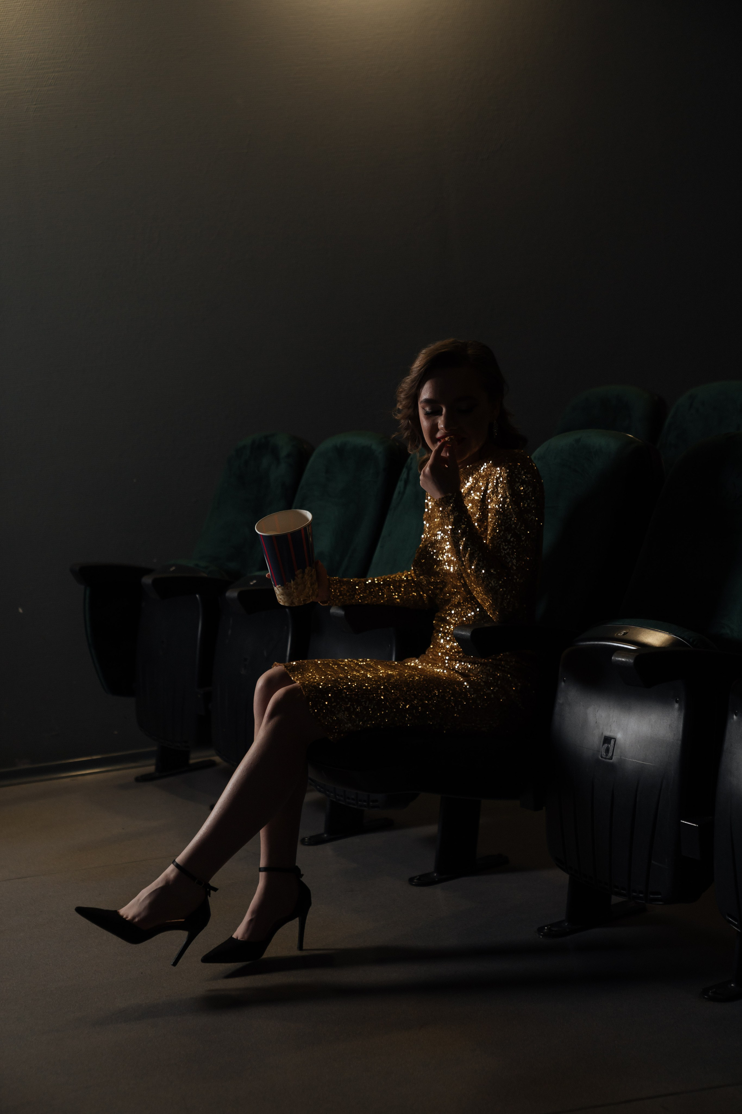 20 сезон 1 серия. Оля Киселева фотограф в Выксе