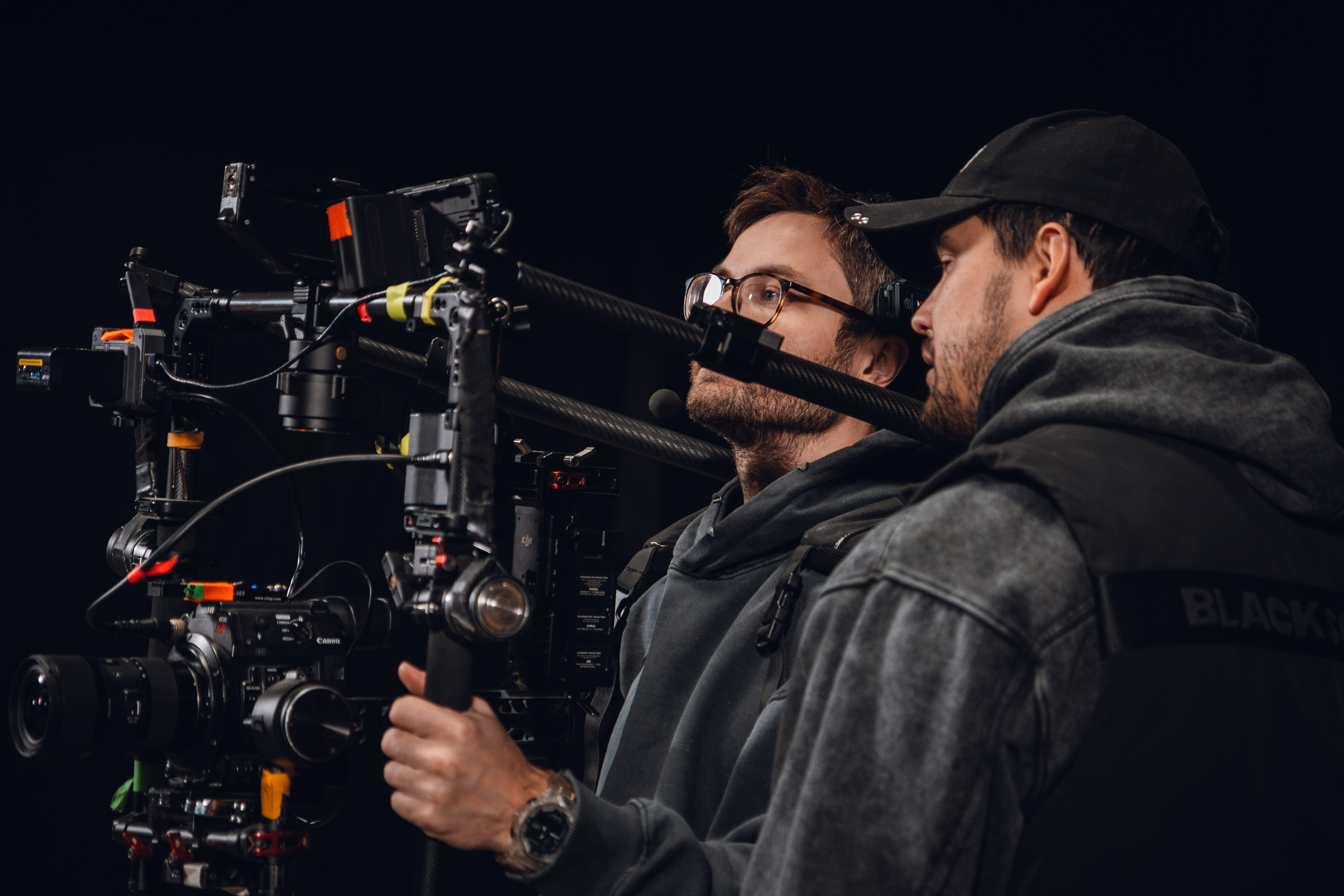 Бэкстеджи. Фотограф Егор Огородов