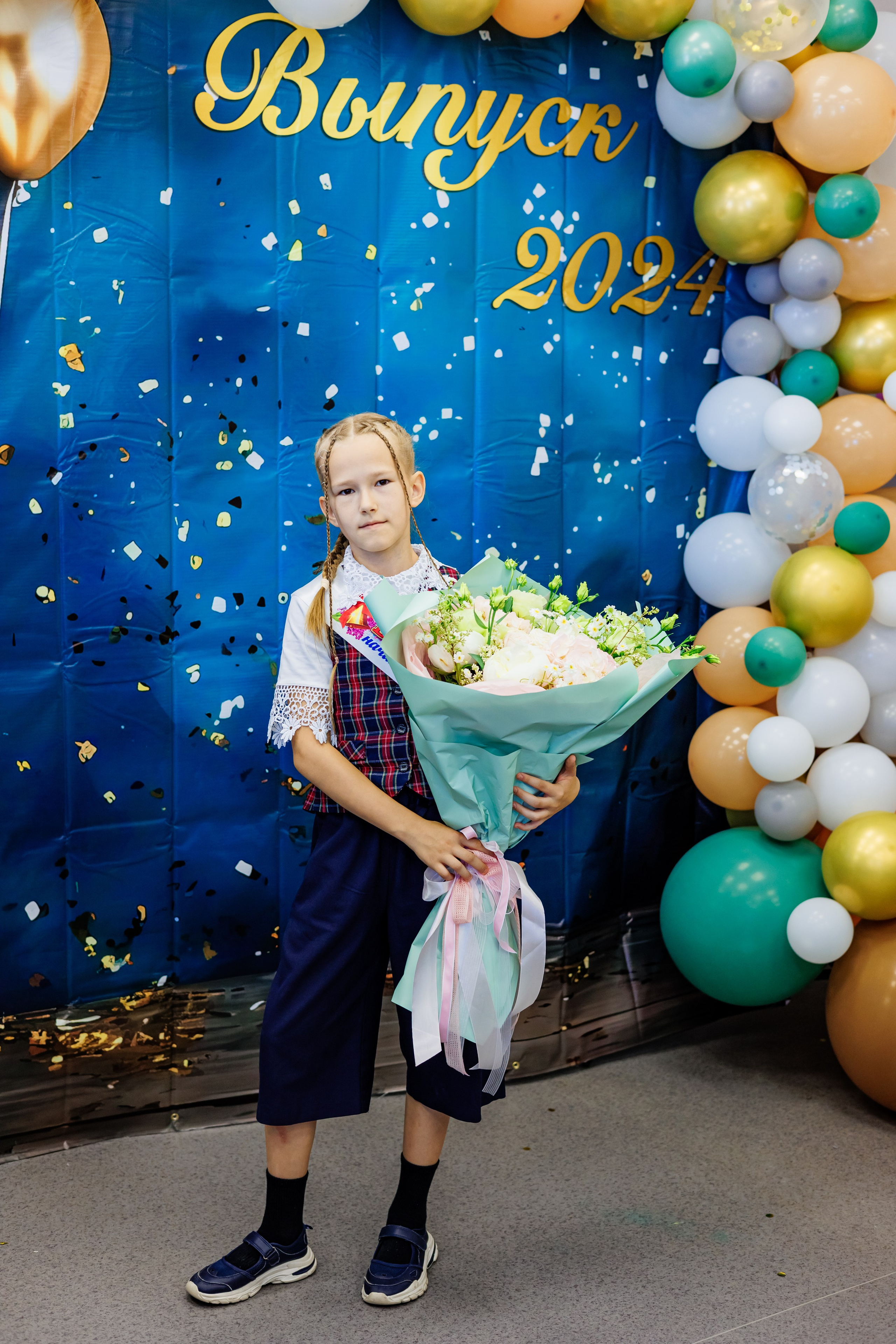 Выпуск 4а 25школа'24 год. Свадебный и семейный фотограф в Армавире