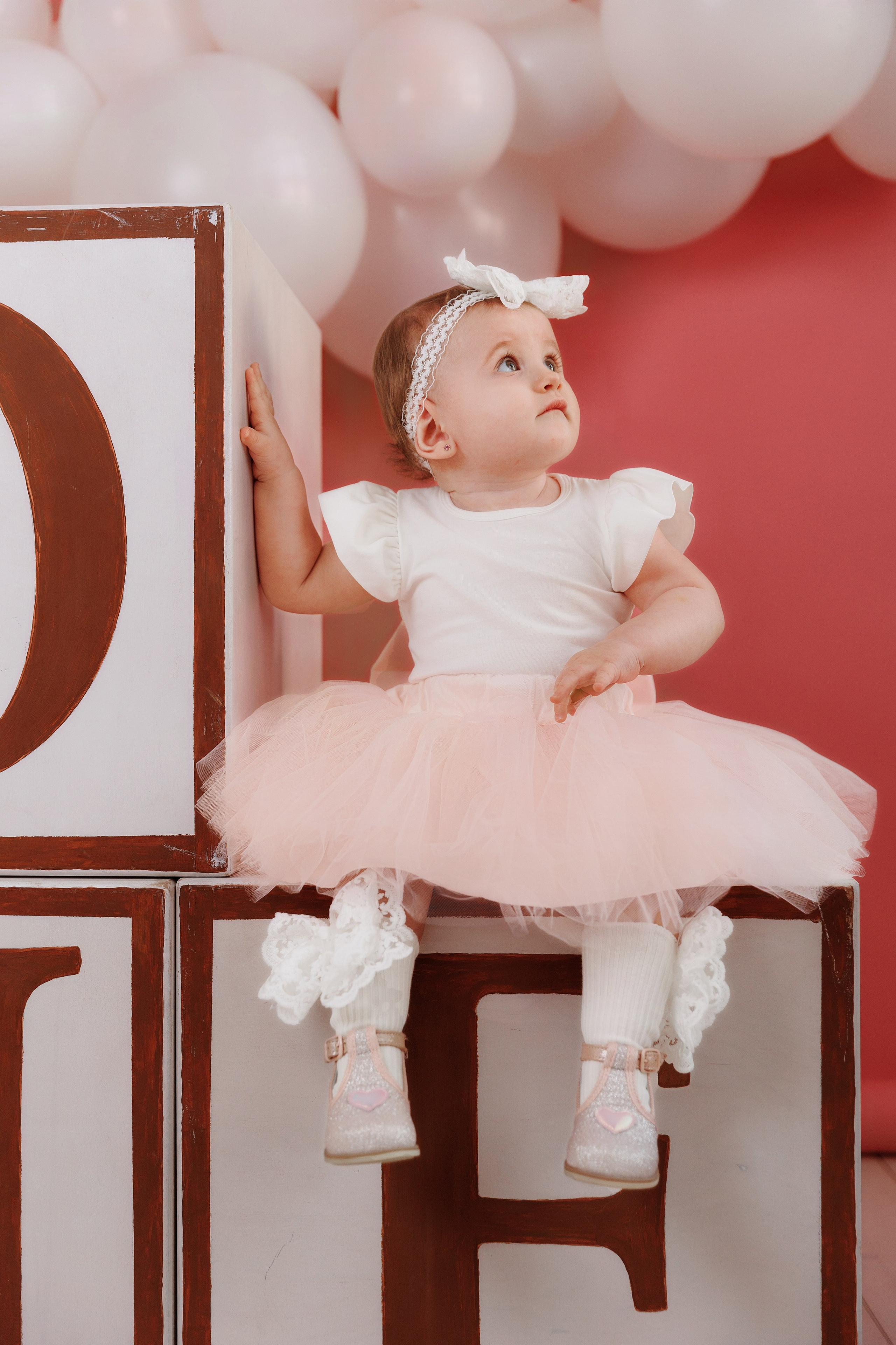 Юля, годовасие дочи. Фотограф женского портрета, беременности и материнства Харькова Елена