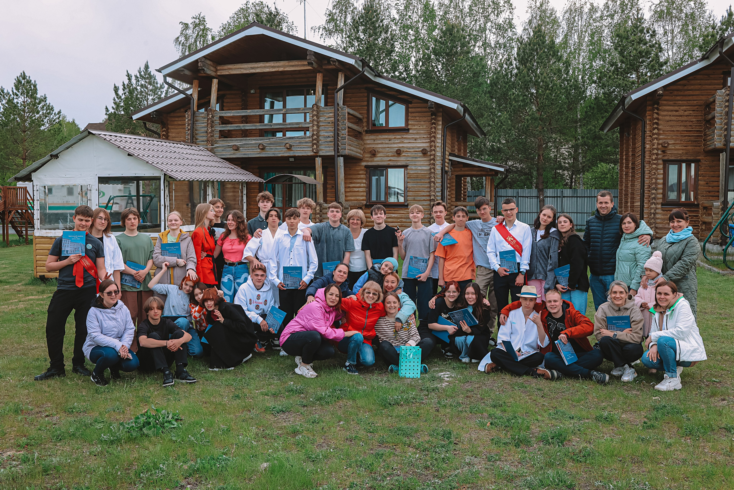 Последний звонок. Семейный фотограф Тюмень, фотограф на роды Салмина Мария