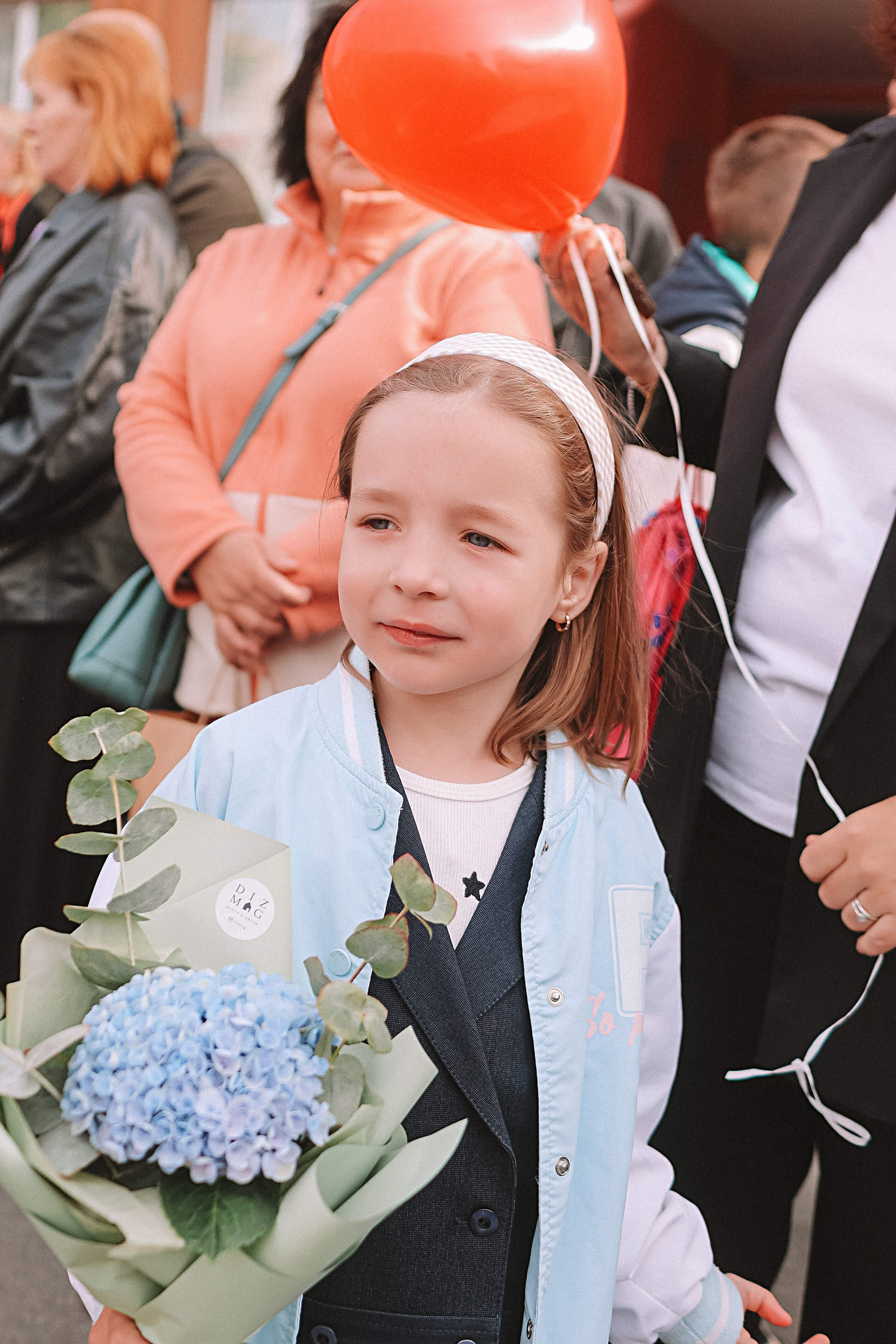 1 сентября линейка+кл час+портреты. Семейный фотограф Тюмень, фотограф на роды Салмина Мария