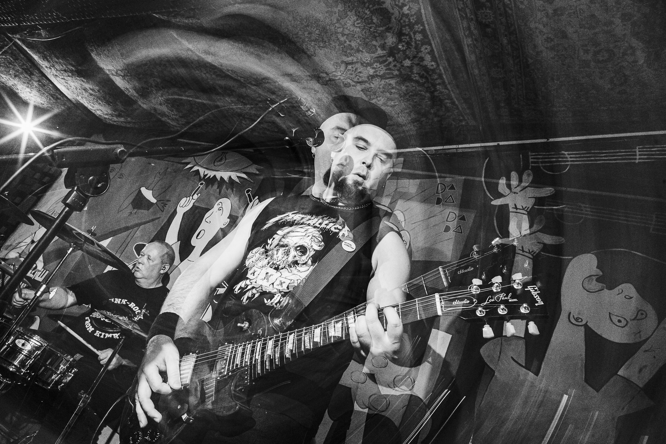 Error 1110 / Rock. Валентин Ставер — свадебный и репортажный фотограф