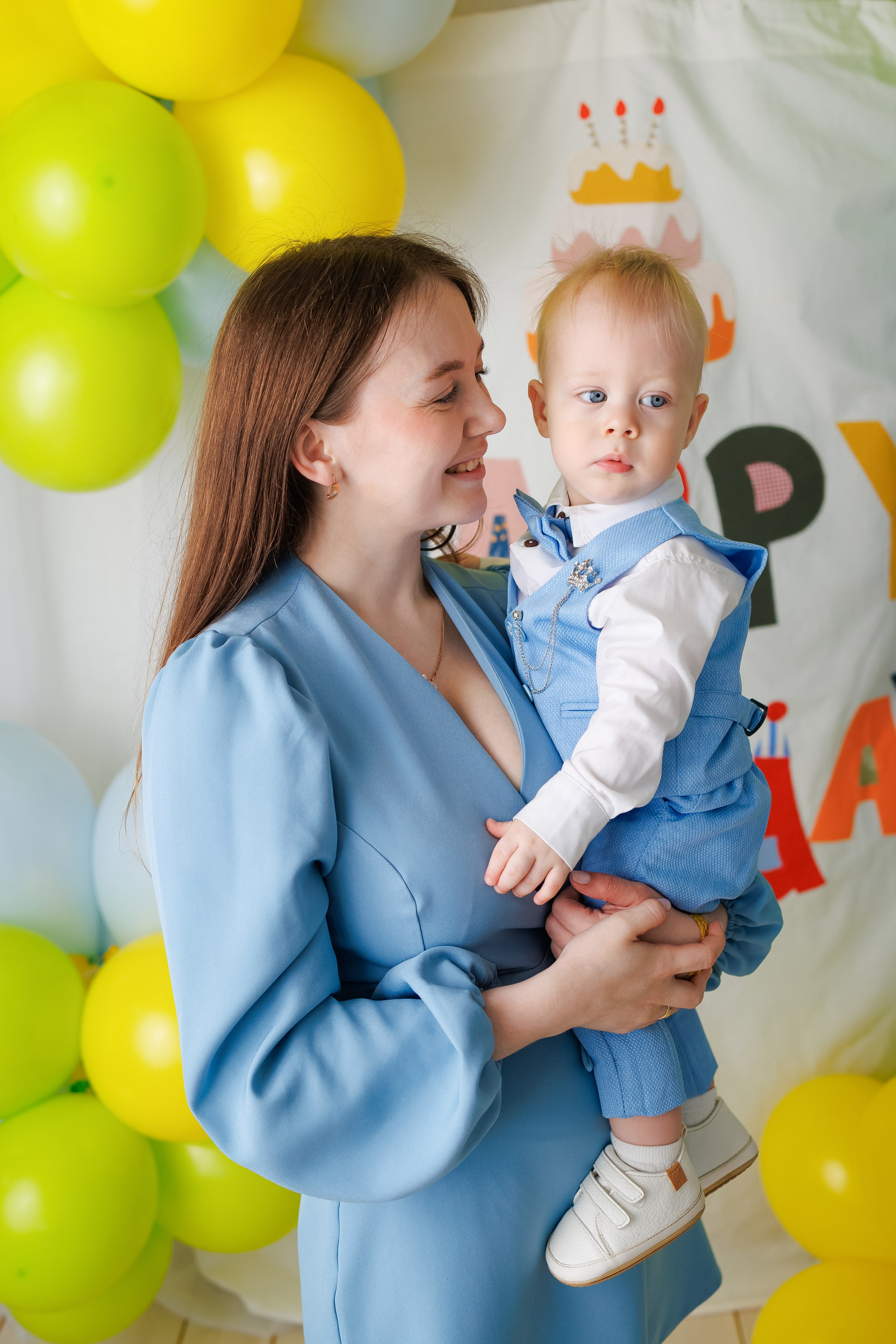 Сашеньке 1 годик. Фотограф новорожденный малышей Новосибирск