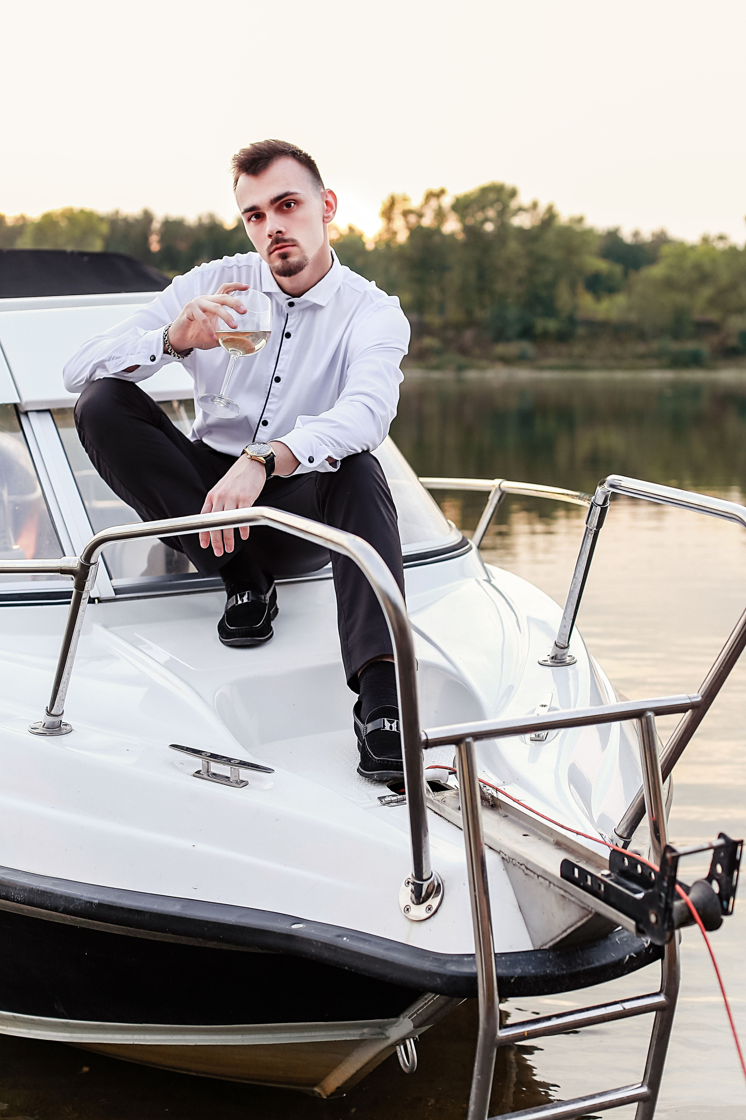 Свадебная прогулка на яхточке). Иванова Ирина Свадебный и семейный фотограф г. Уфа