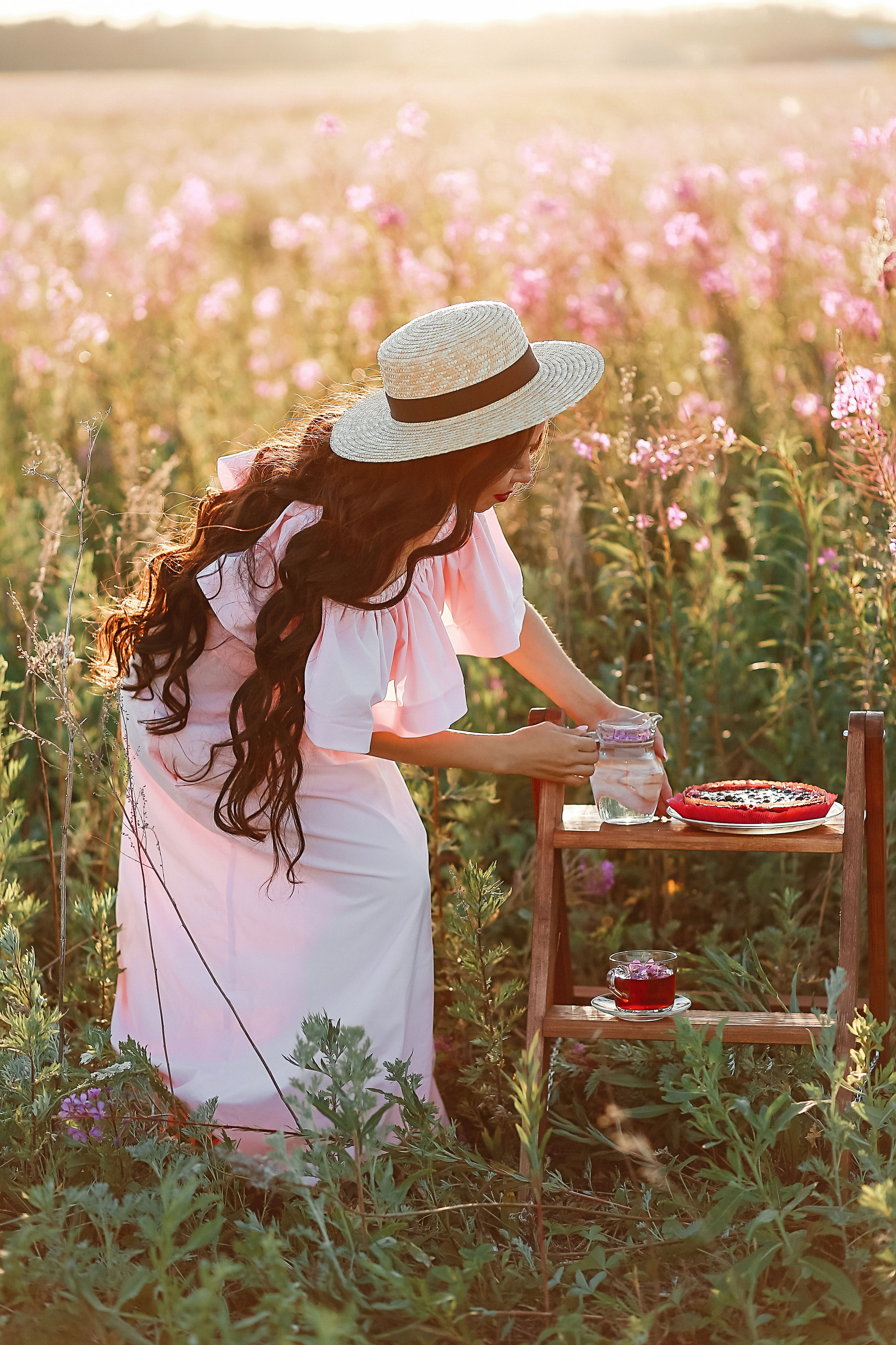 Фотосессия в поле Иван-чай. Иванова Ирина Свадебный и семейный фотограф г. Уфа