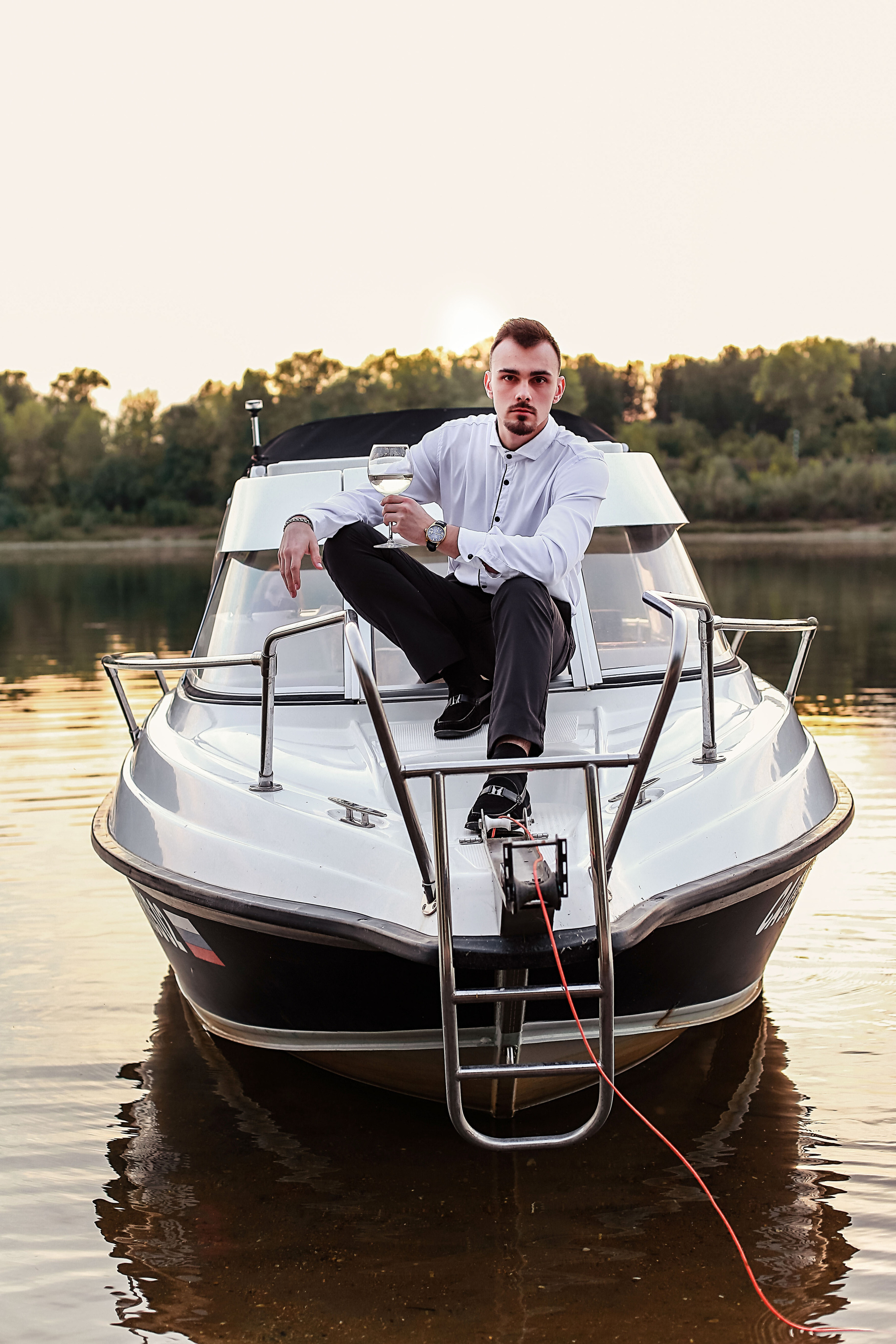 Свадебная прогулка на яхточке). Иванова Ирина Свадебный и семейный фотограф г. Уфа