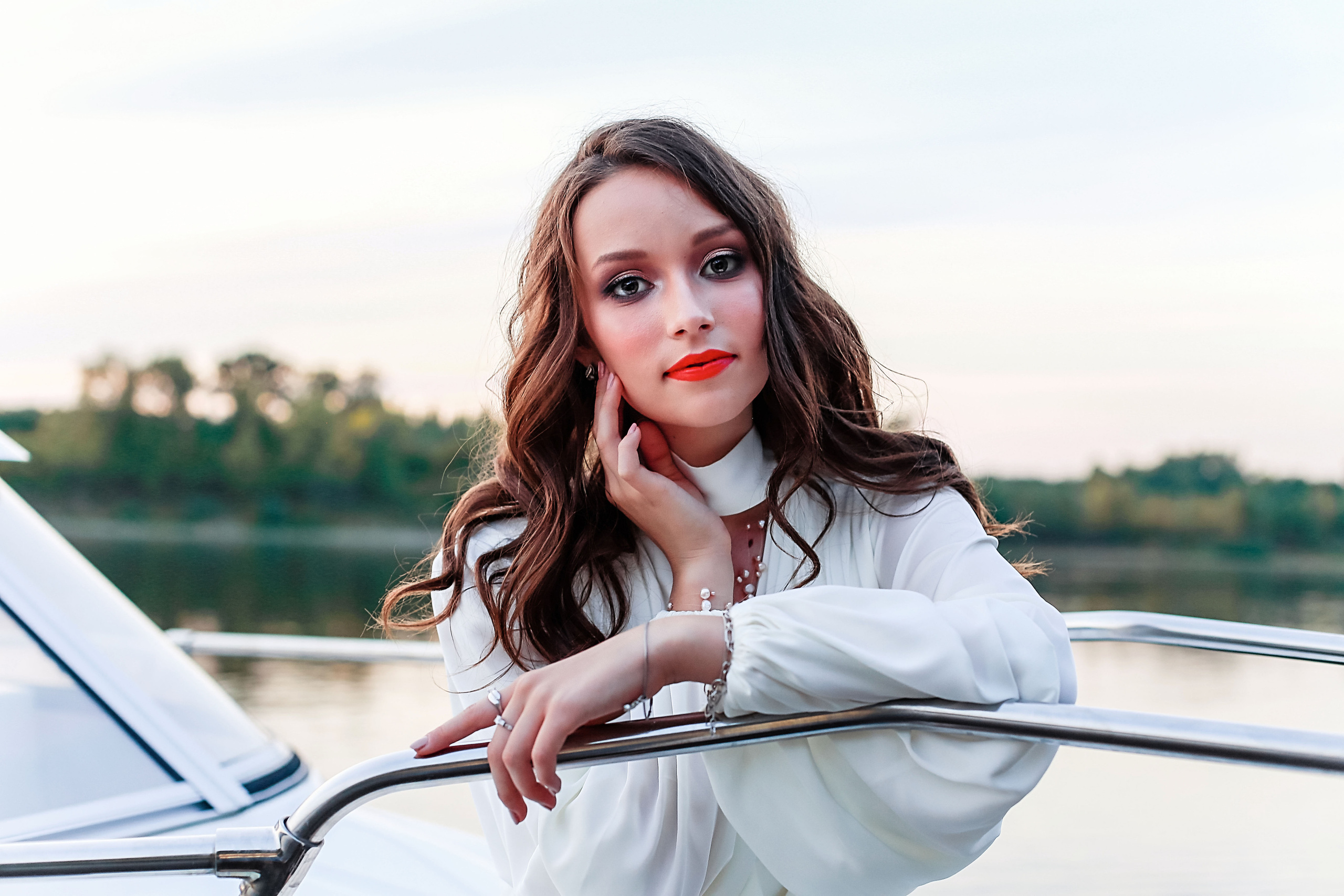 Свадебная прогулка на яхточке). Иванова Ирина Свадебный и семейный фотограф г. Уфа