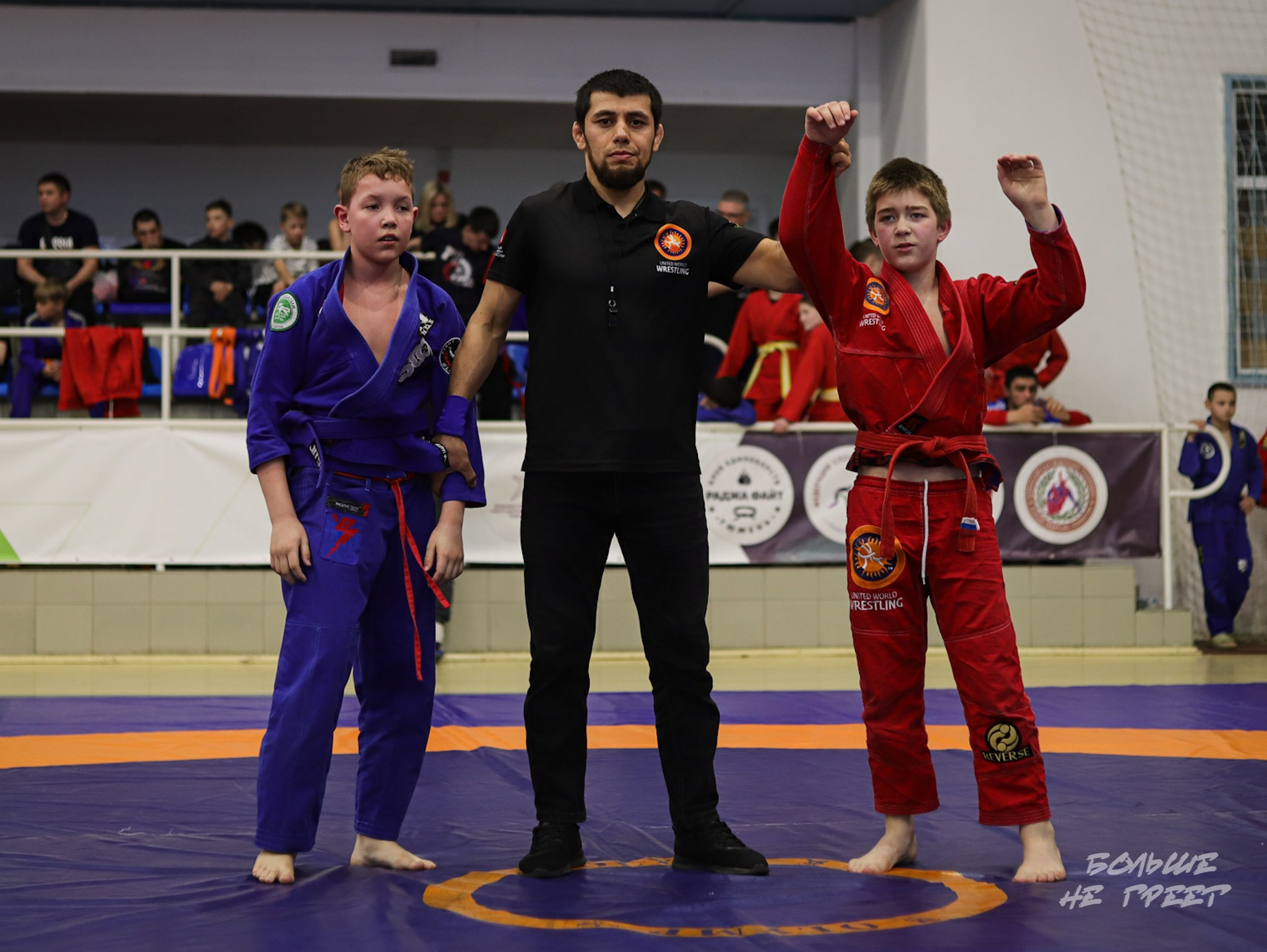 ПЕРВЕНСТВО УРФО ПО СПОРТИВНОЙ БОРЬБЕ ГРЭППЛИНГ И ГРЭППЛИНГ-ГИ. Больше не греет