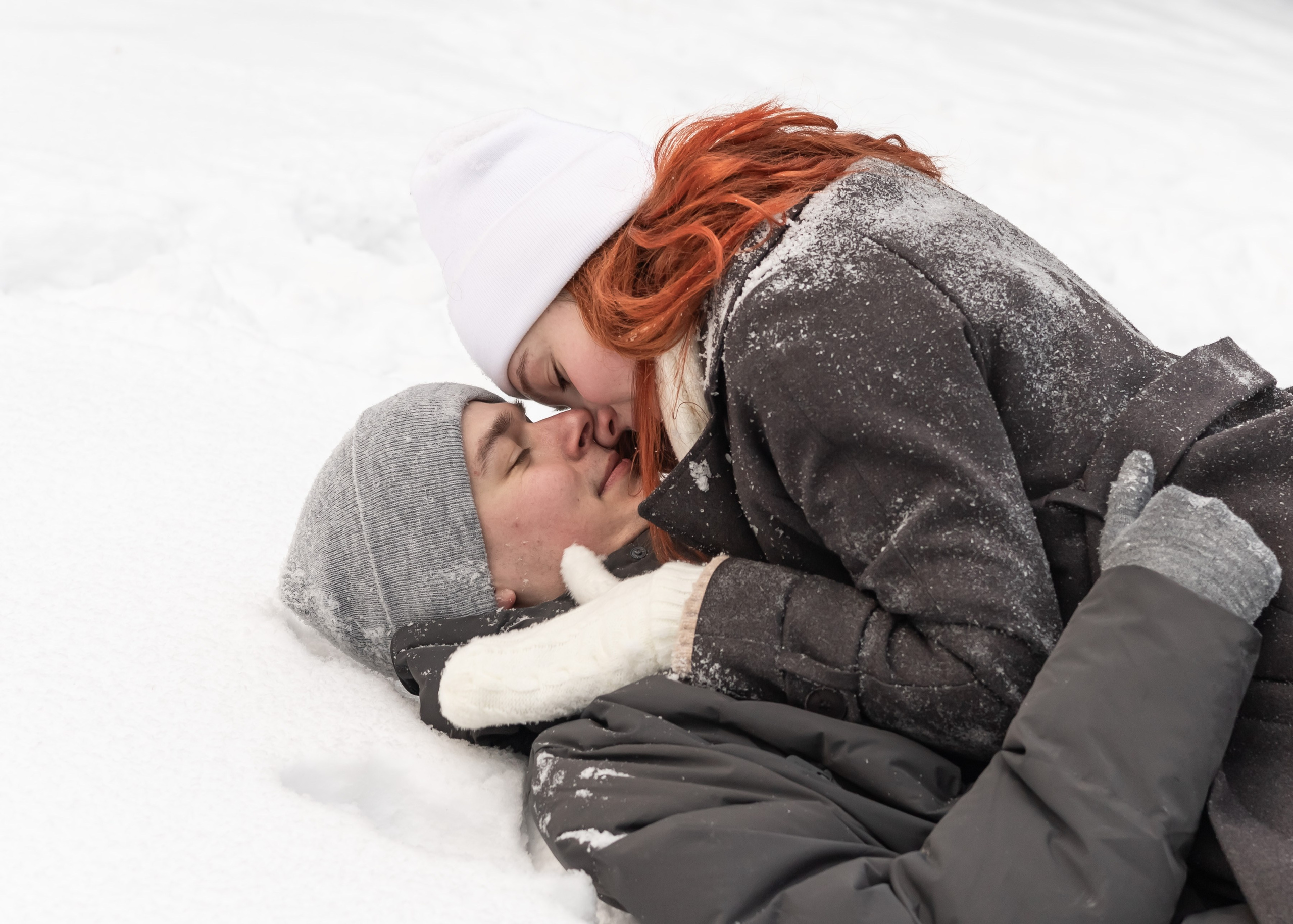Николь и Егор. Зимняя фотосессия в Шуваловском парке. Портретный фотограф Панферова Регина г. Санкт-Петербург, г. Казань