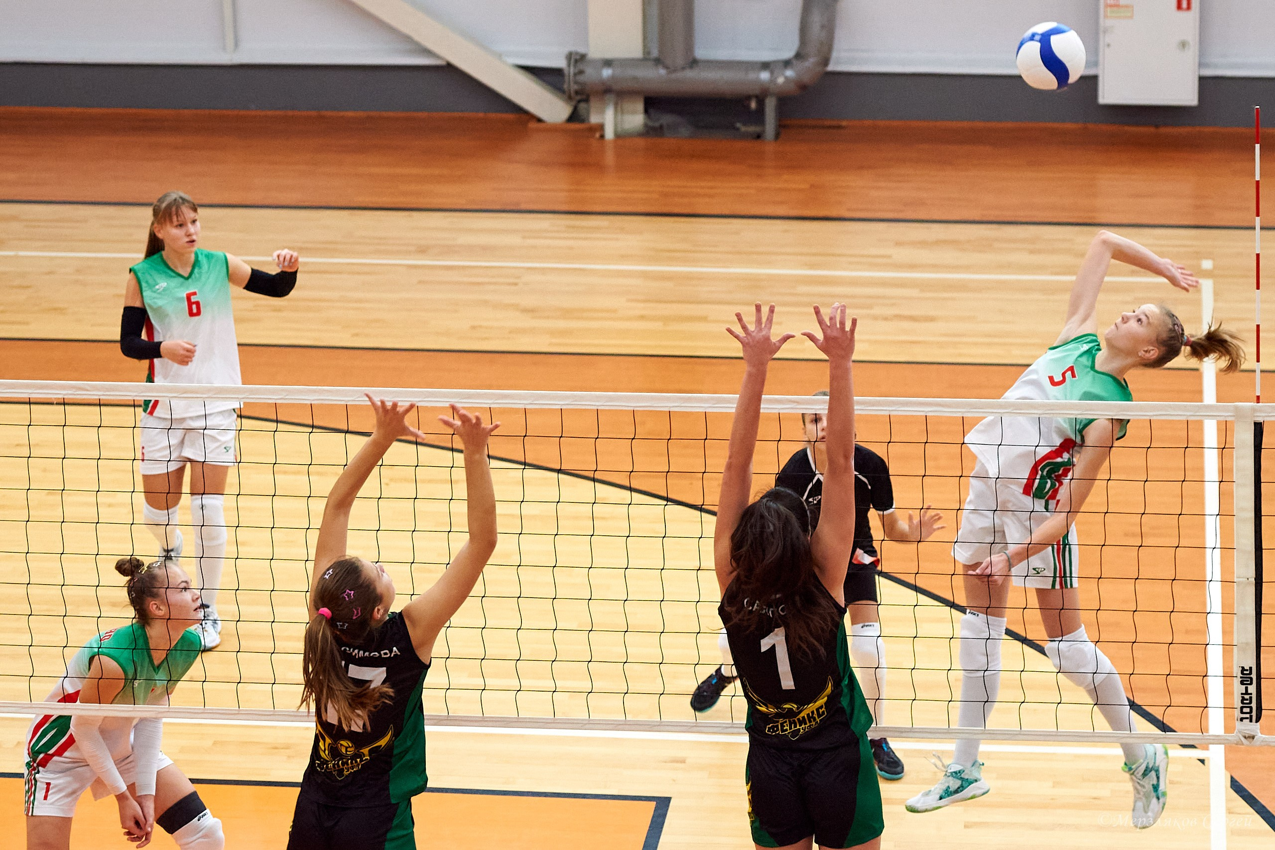 Локоволей — 2023 Ижевск ноябрь 2023. Спортивный репортажный фотограф в Ижевске Сергей Мерзляков