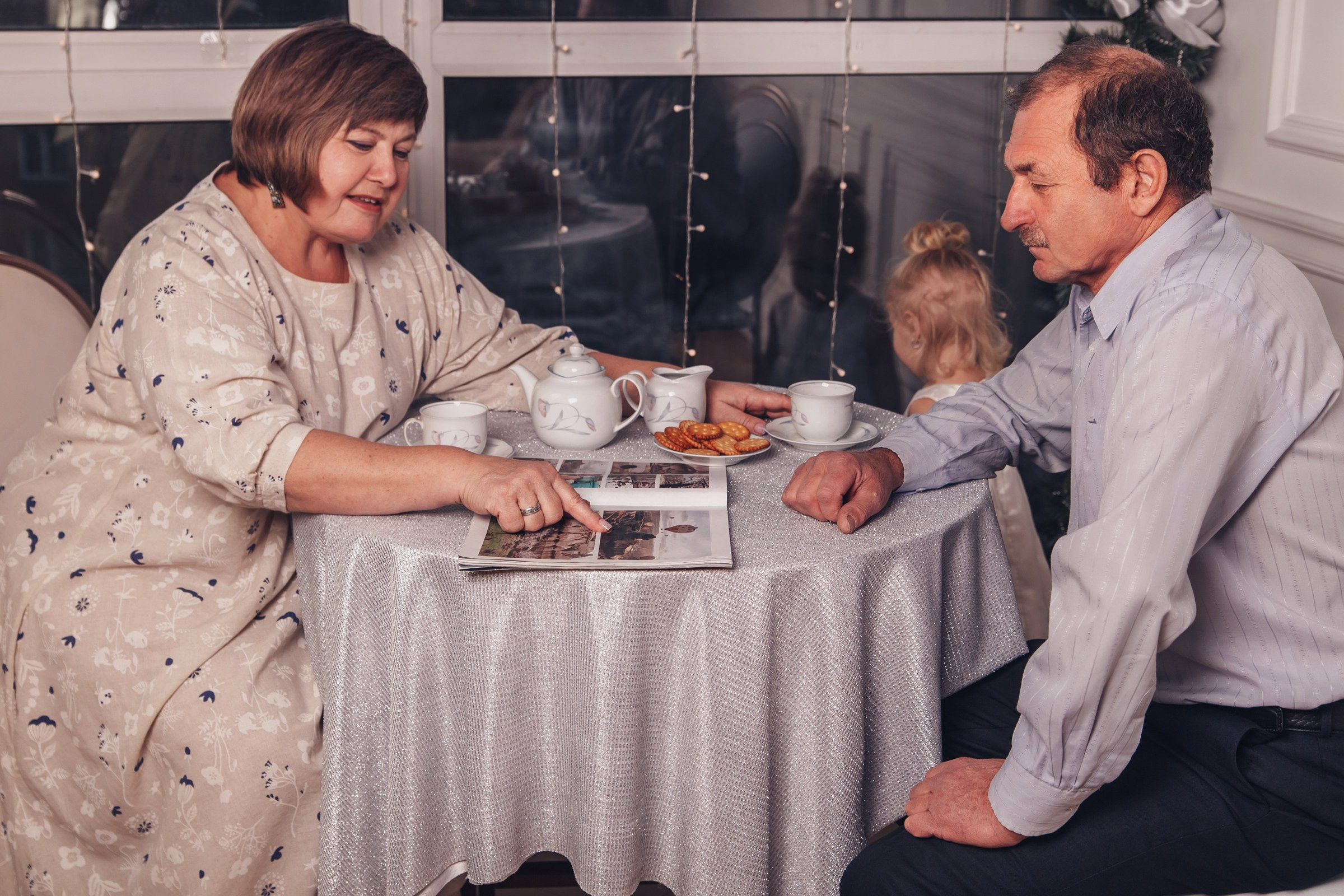 Бабушка, дедушка и внуки. Детский и семейный фотограф в Бердске и Новосибирске Дарья Гребнева