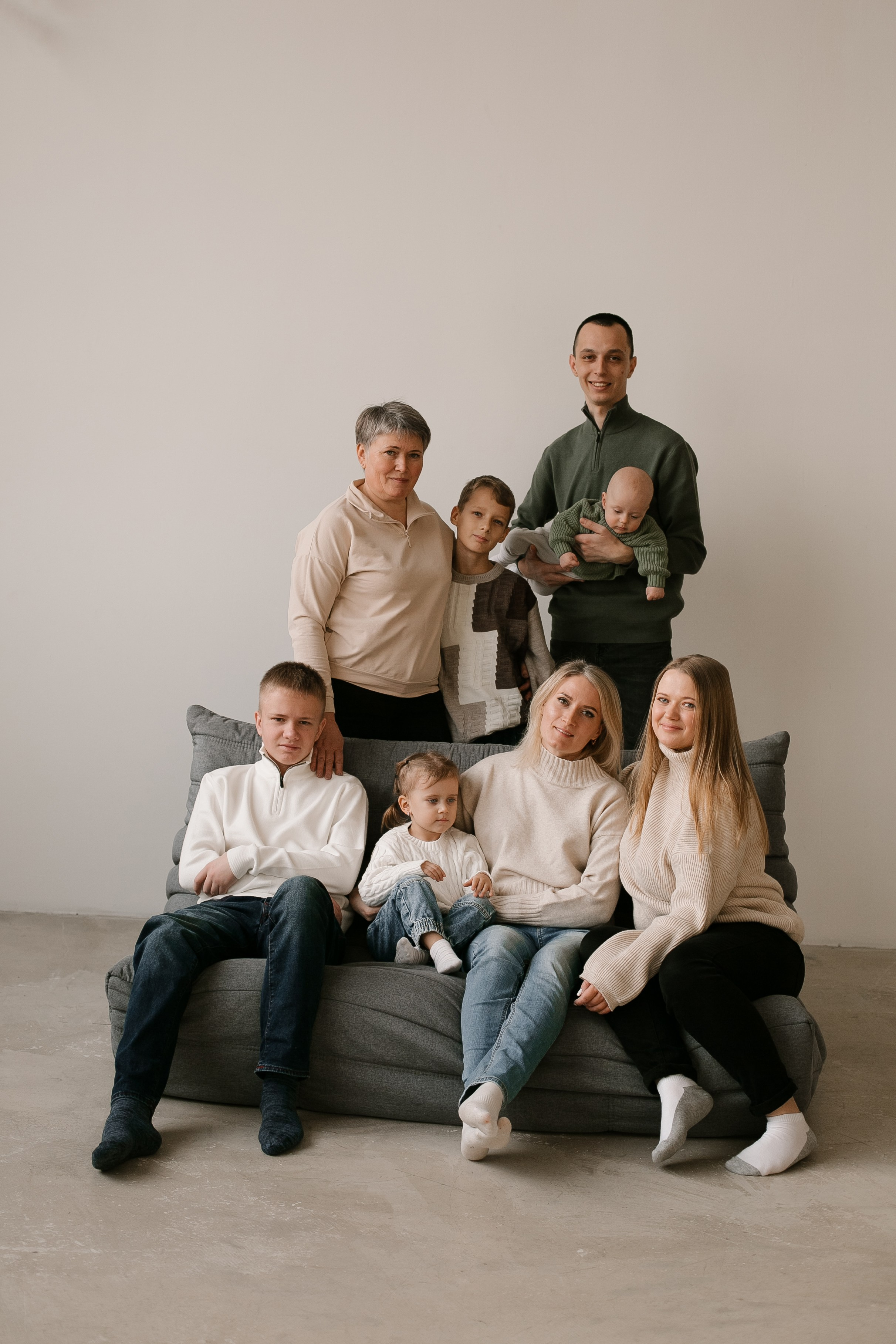 Большая семья Веры. Свадебный, семейный и детский фотограф в г. Абакан респ. Хакасия Любов