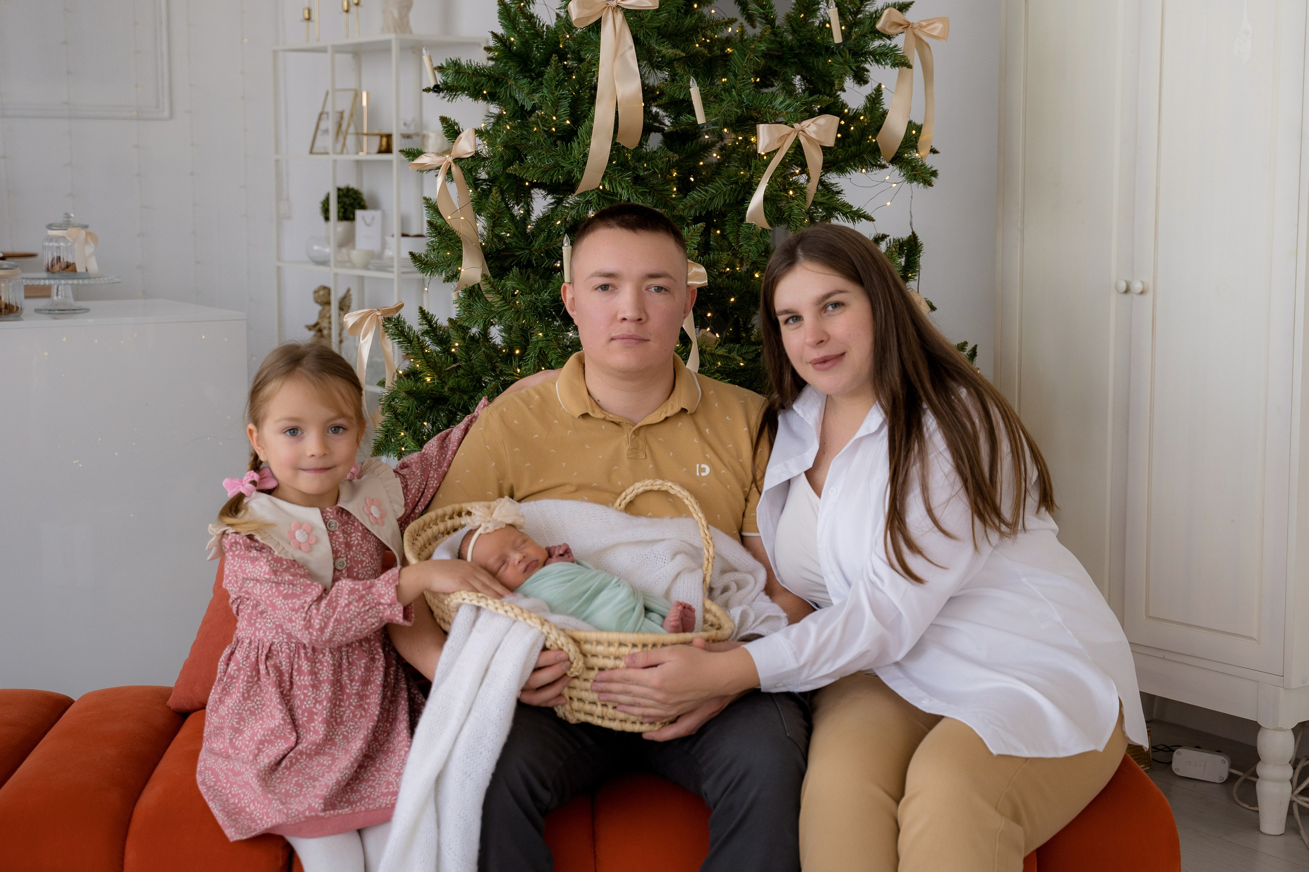 Ньюборн стандарт. Фотостудия Малина в городе Улан-Удэ. Фотограф Ирина Жарникова