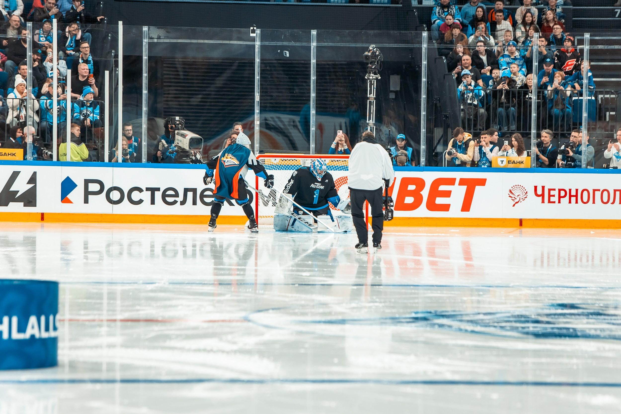 KHL All-Star 2025. Репортажный фотограф в Сочи Дмитрий Ветринский