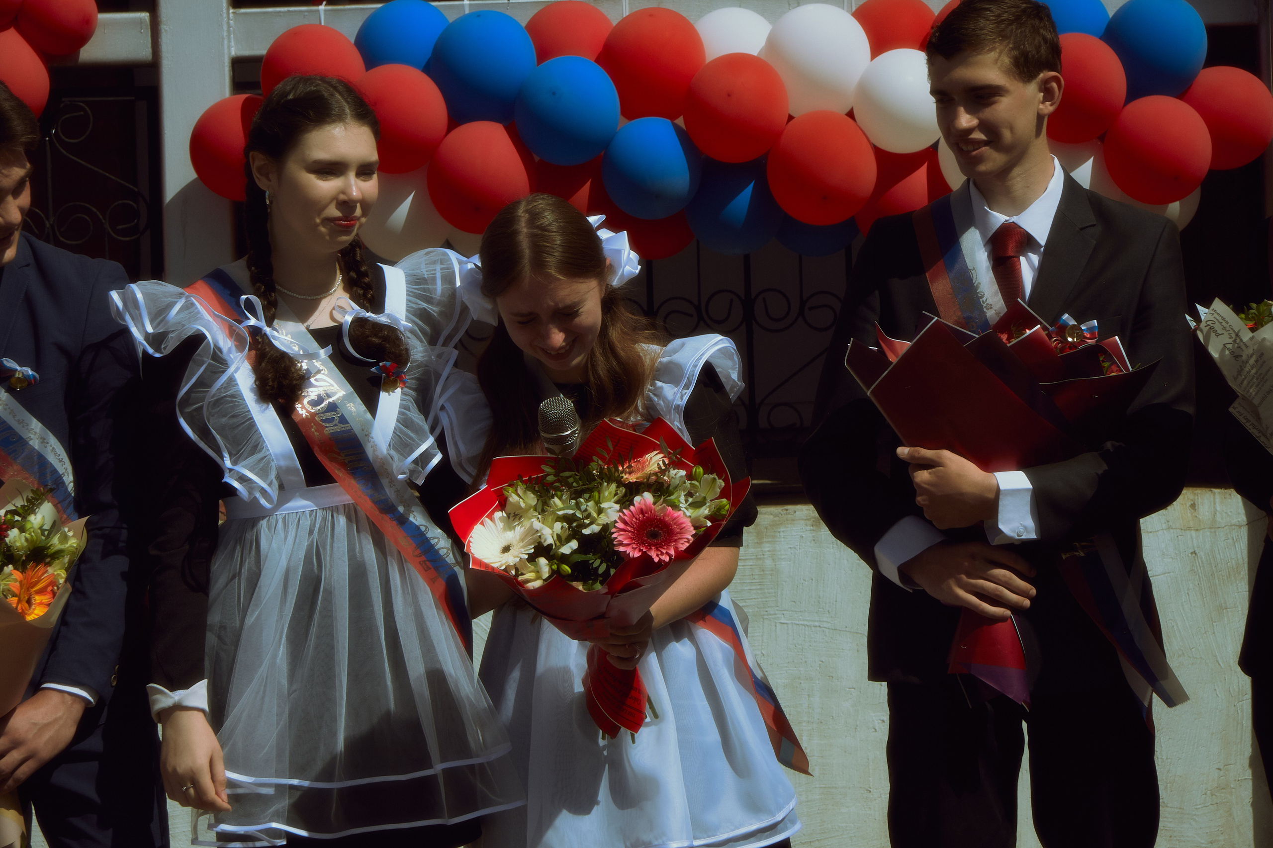 Последний звонок. Фотограф Елизавета Маслова. Москва. Art, Fashion