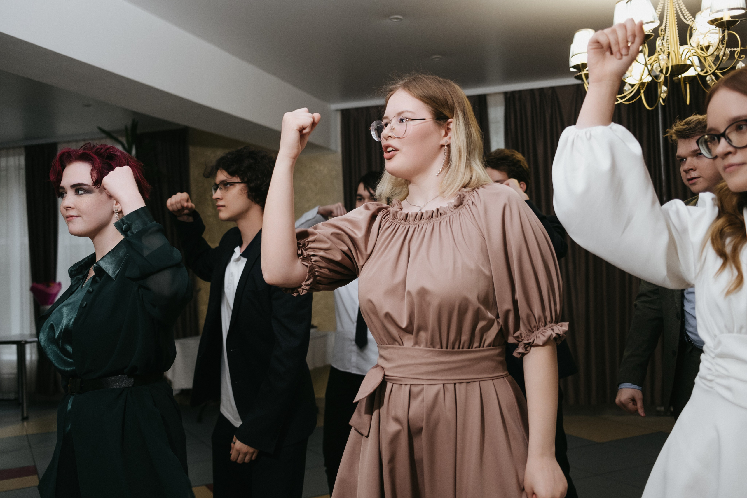 Выпускной 11 класс школы № 30. Свадебный и репортажной фотограф Денис Ожигин в Краснодаре и Краснодарском крае