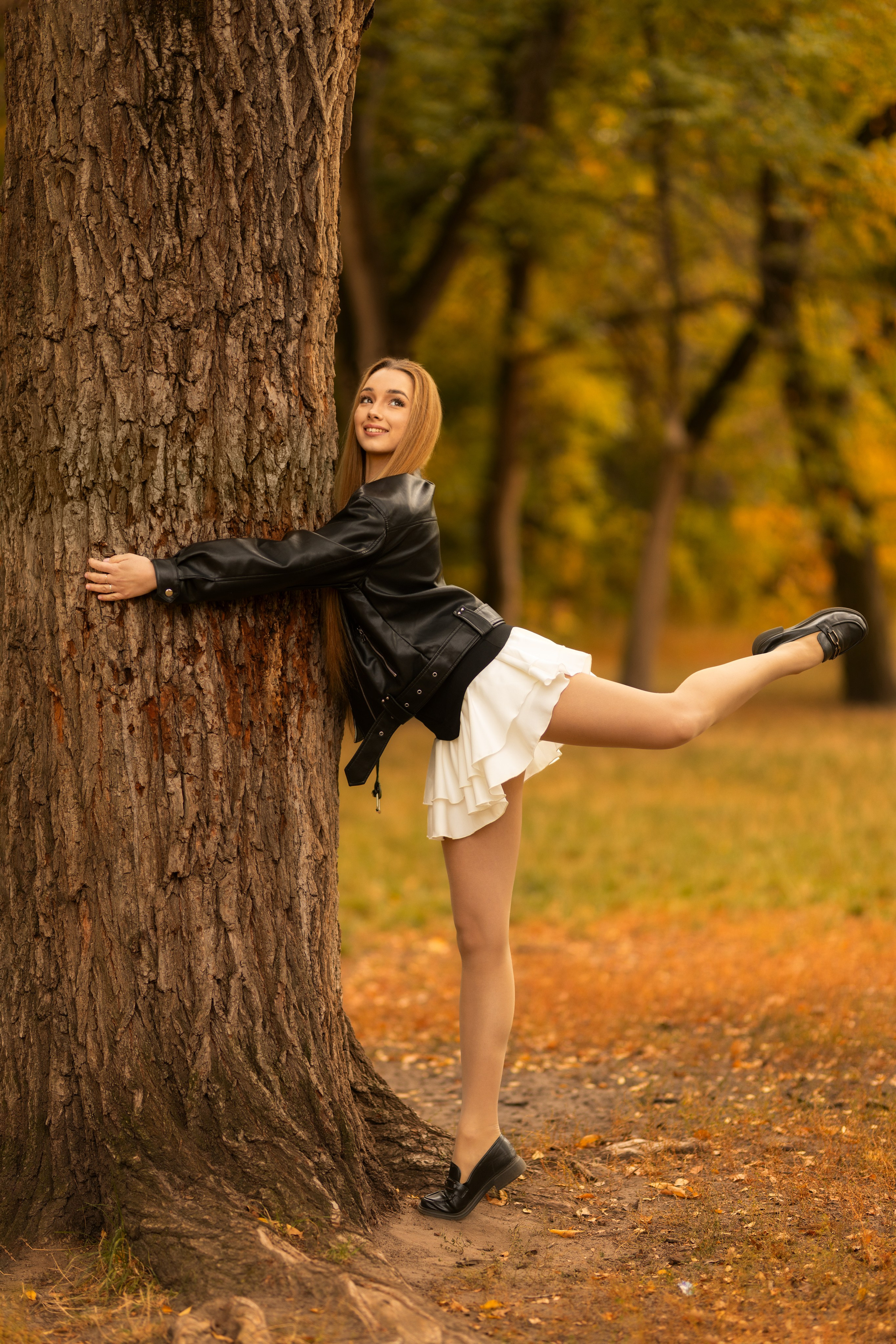 Осенний фотосет с Полиной в парке в формате «Я красивая». Дмитрий Шульгин, портретный фотограф в Воронеже