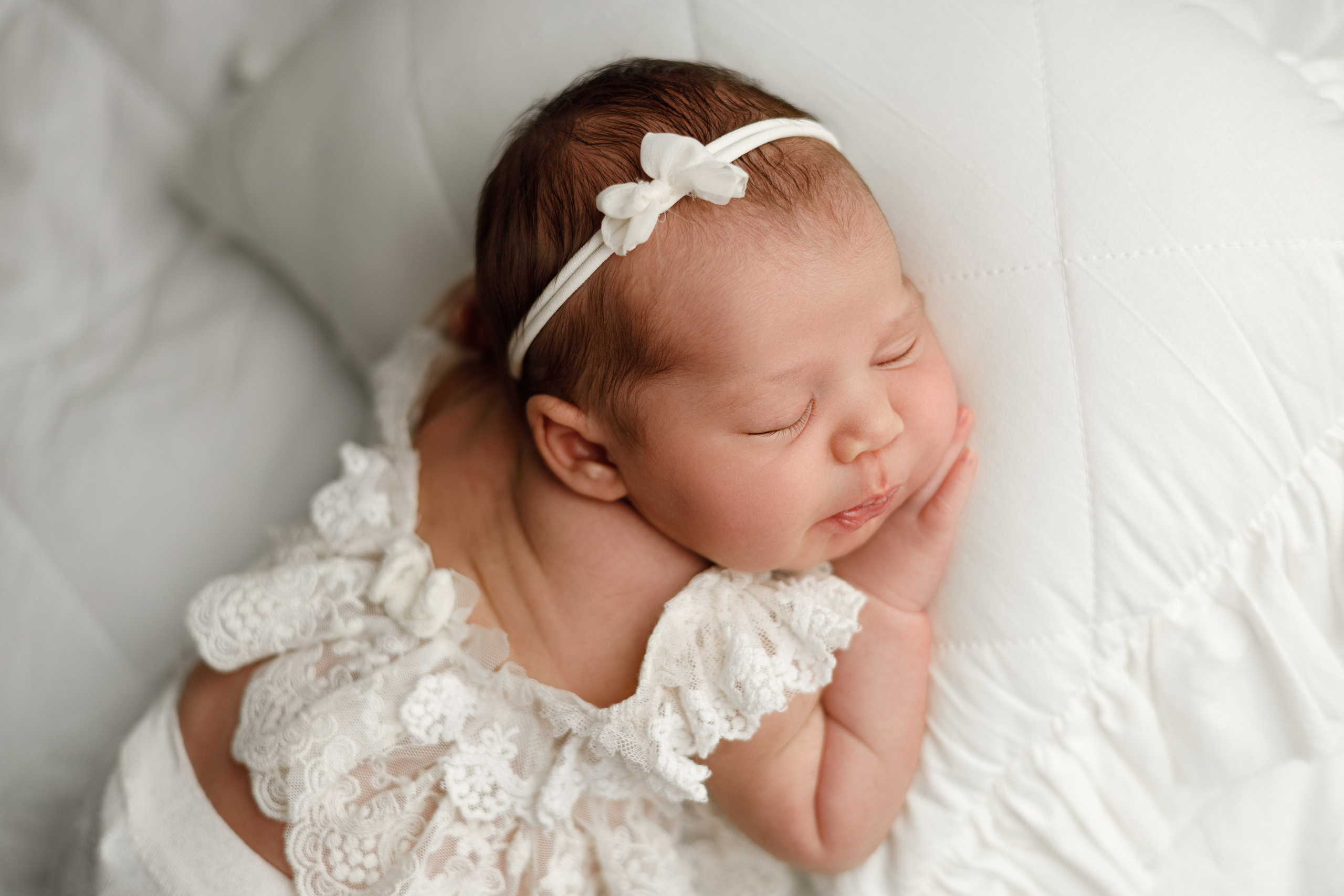 Новорожденные. Алена. Профессиональная детская и семейная фотостудия в Краснодаре