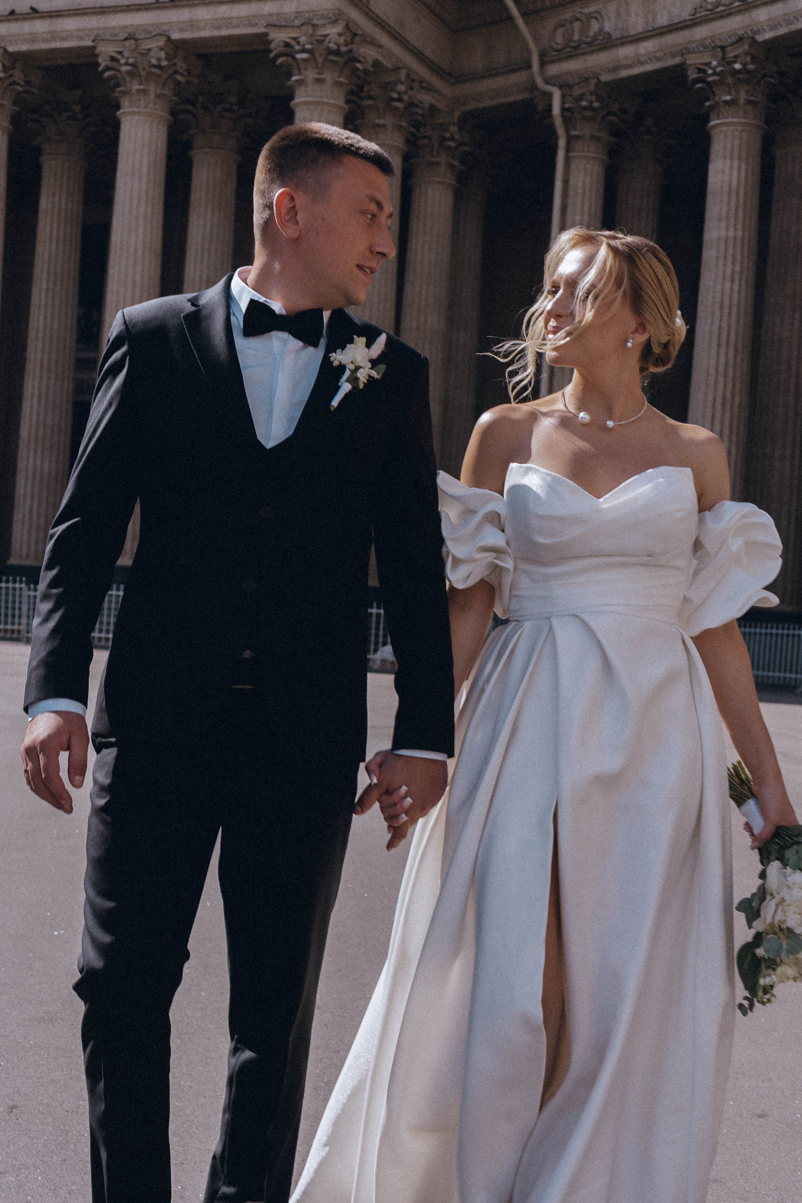 СВАДЕНБНАЯ СЬЕМКА НА КАТЕРЕ ПО КАНАЛАМ САНКТ-ПЕТЕРБУРГА И В АКВАТОРИИ НЕВЫ. Профессиональный фотограф, Санкт-Петербург — Виктория Богомолова