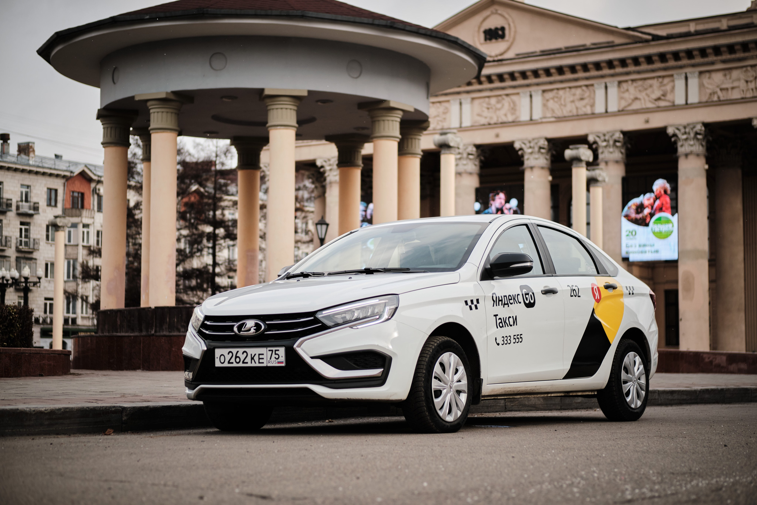 Новый автопарк Яндекс такси в Новокузнецке. Свадебный и семейный фотограф в Новокузнецке Иван Иванов