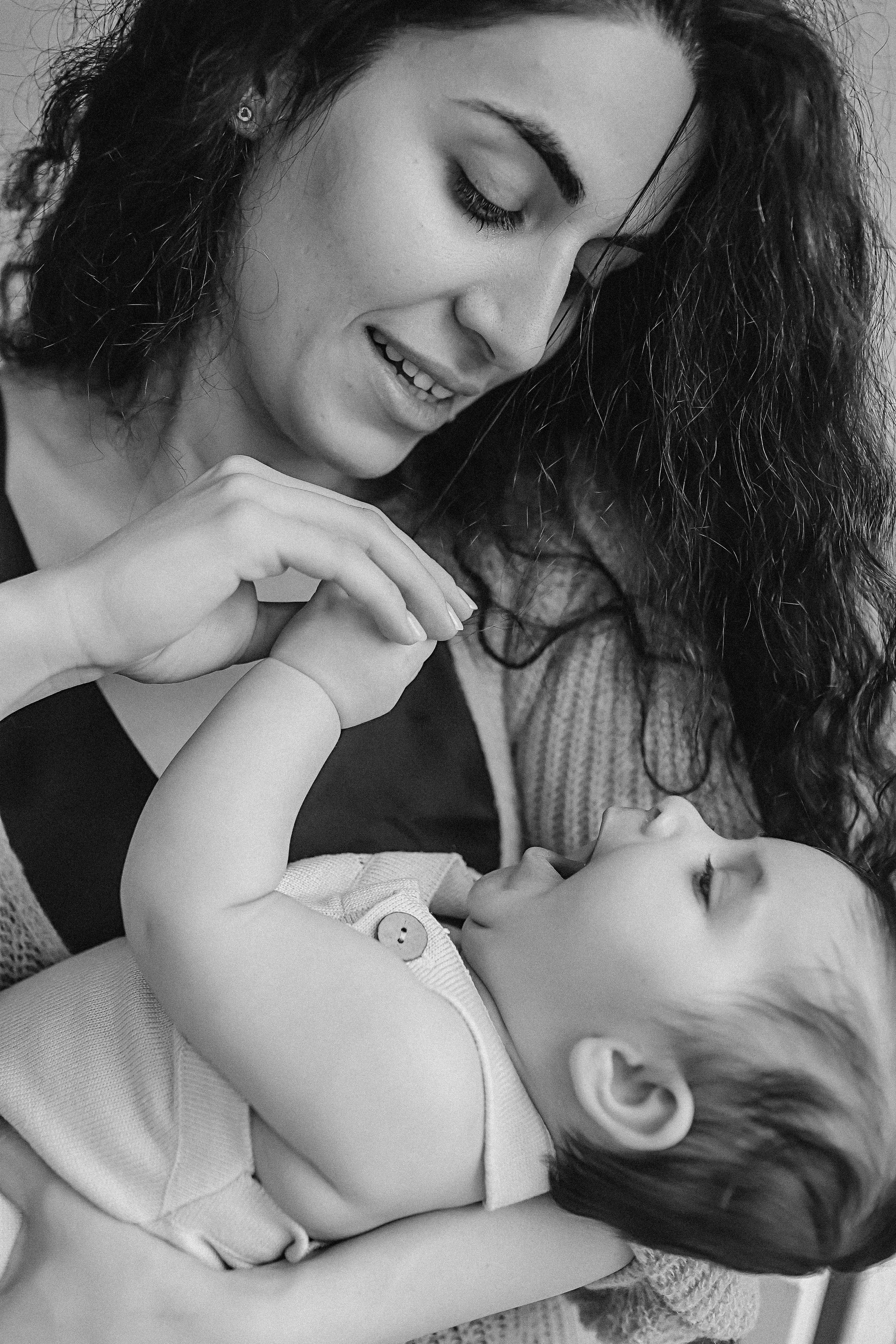 С малышкой. Семейный фотограф Тюмень, фотограф на роды Салмина Мария